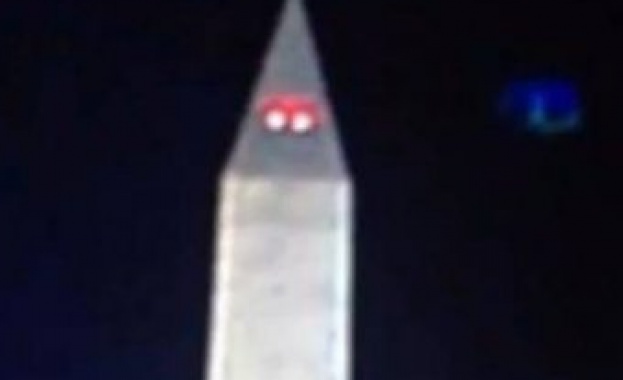 Шокиращо: НЛО наблюдава инагурацията на Обама (фото+видео)