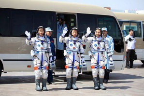 Китай изпробва с успех космически военни технологии