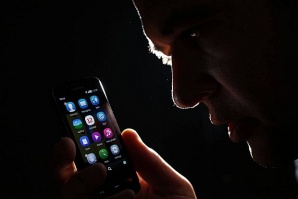 Мобилният телефон - основно средство за хващане в изневяра