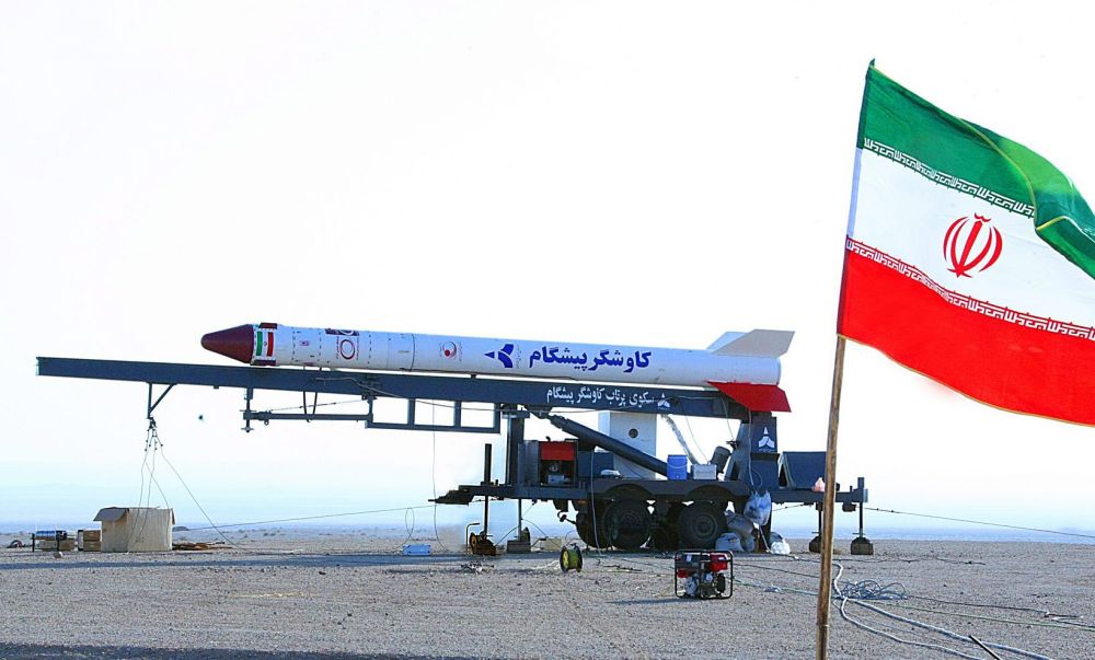 Иран изстрелва 5 спътника до март 2016 г.