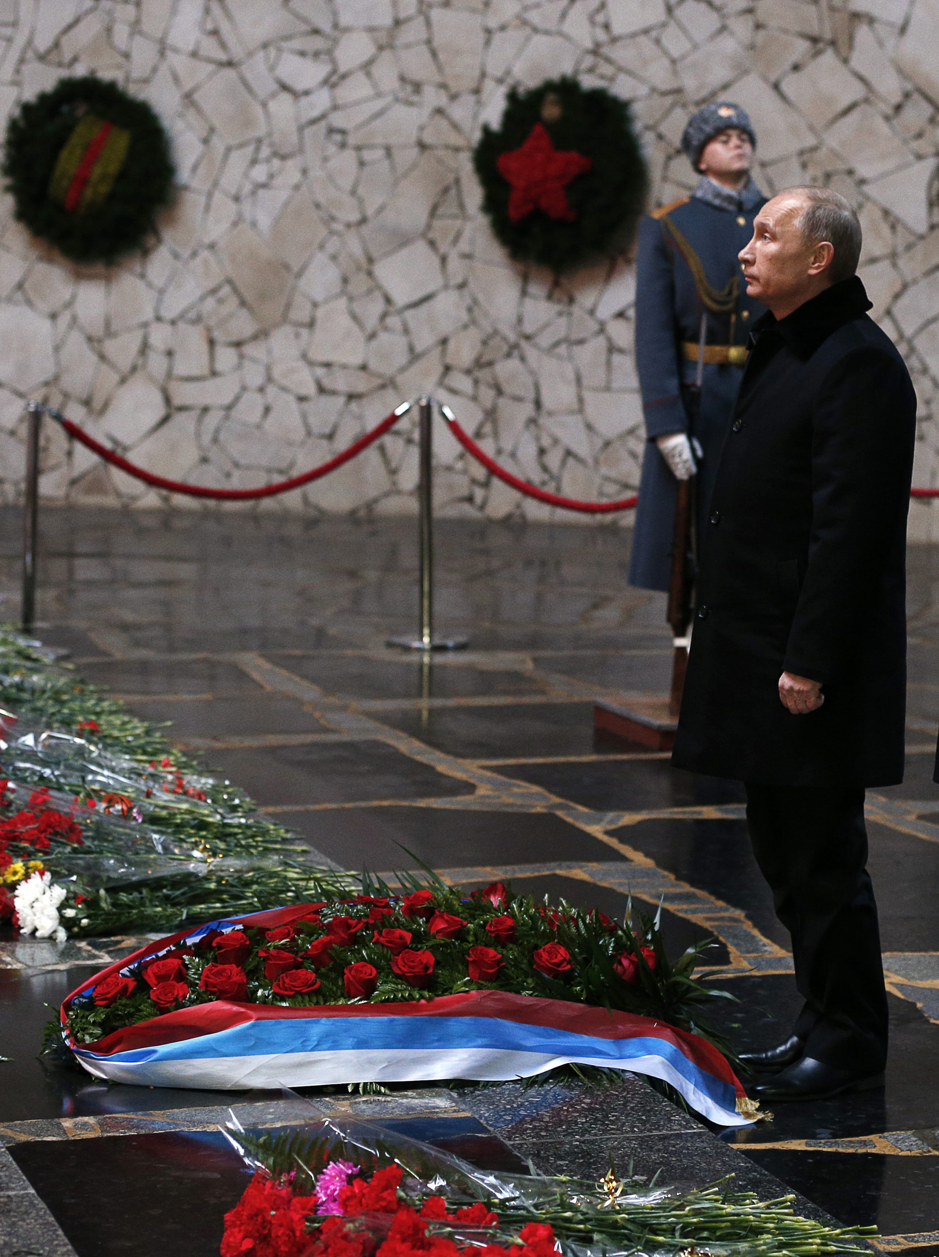 Русия отбелязва 70-ата годишнина от Сталинградската битка