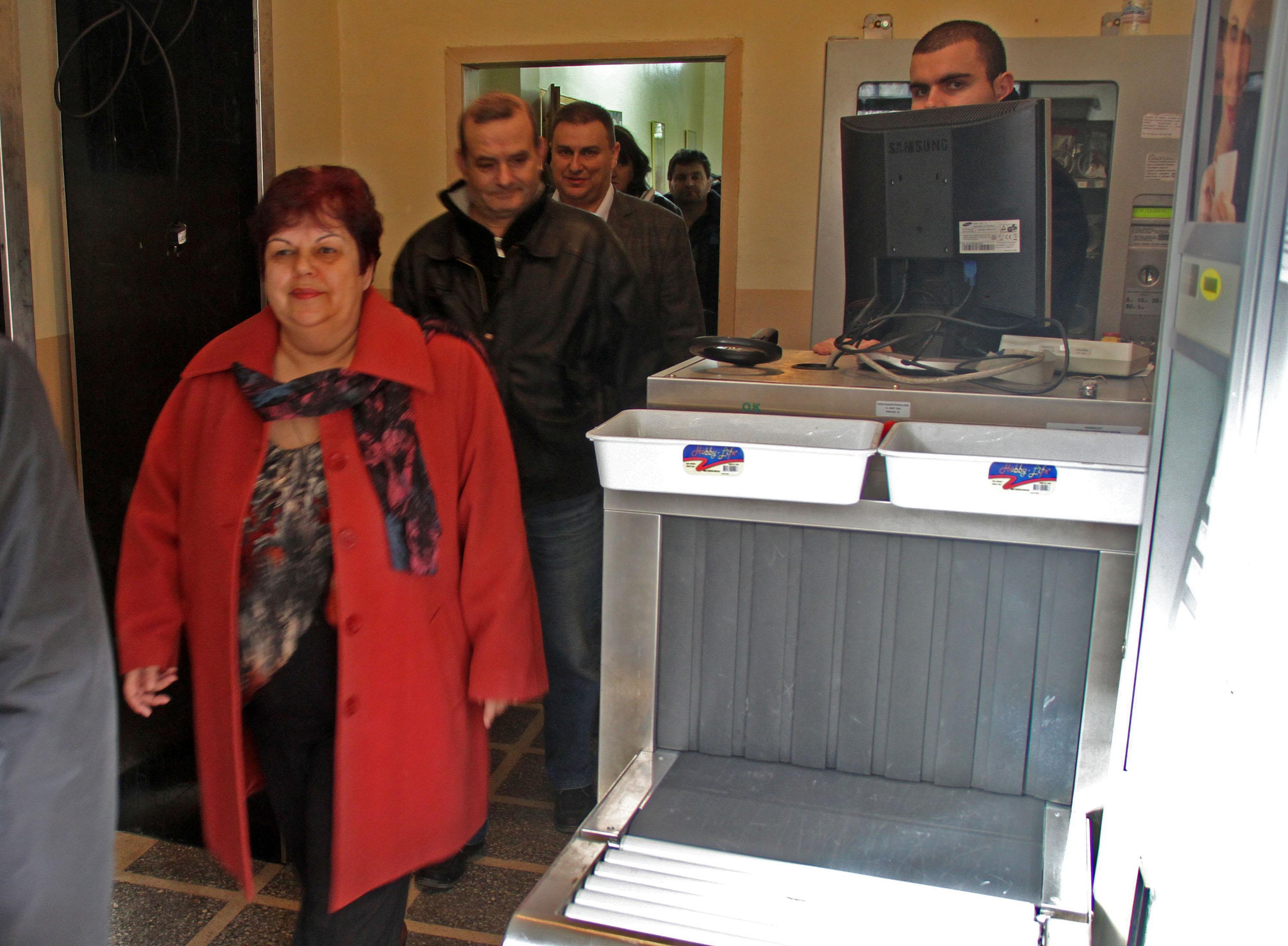 Засилени мерки за сигурност при посещението на Борисов във Варна