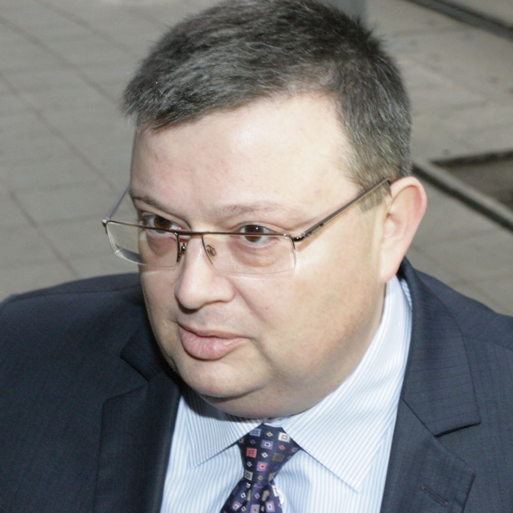 Цацаров поиска уволнение на прокурорка, бивш шеф на инспекторат