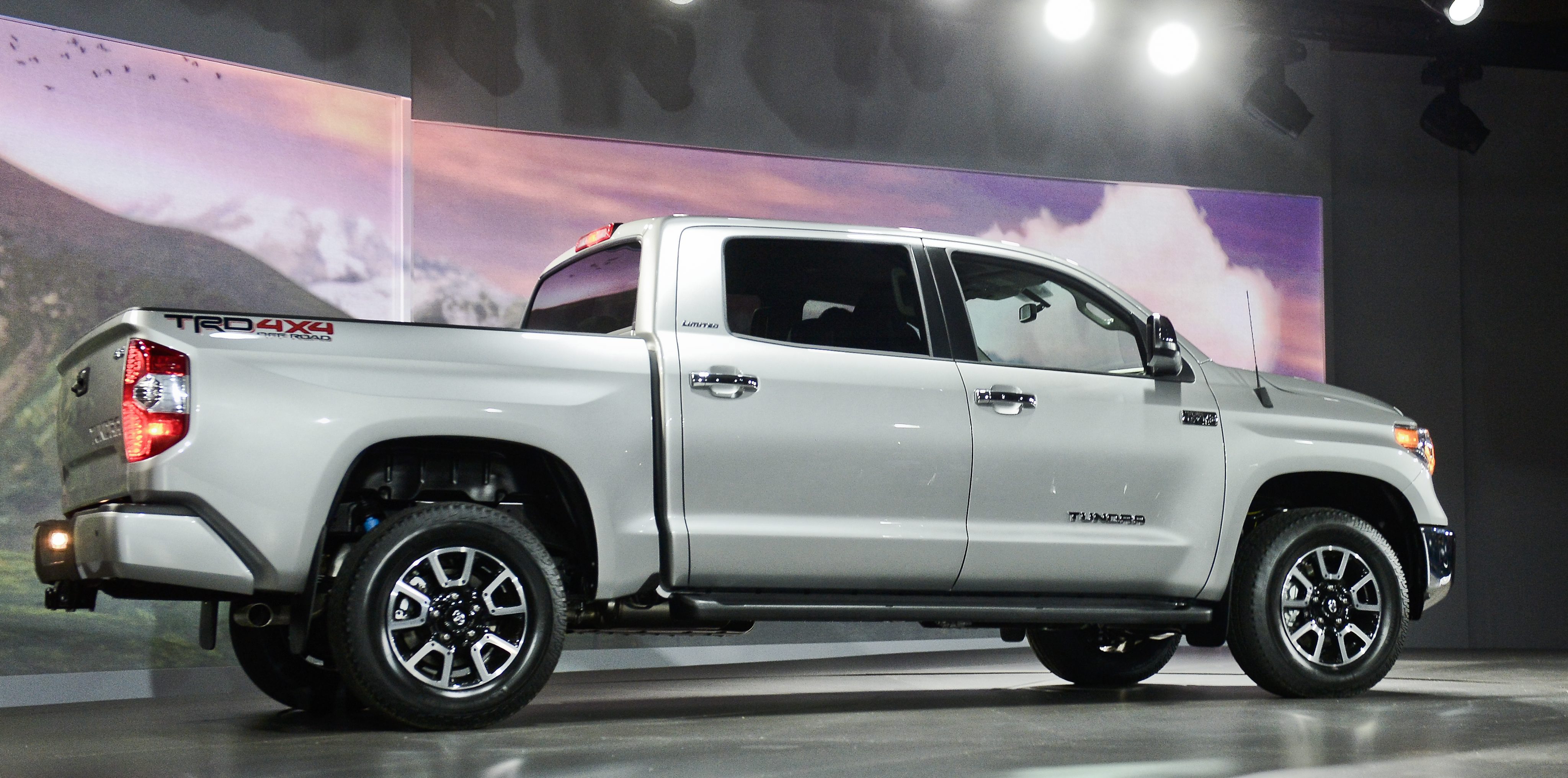 Това е новата Toyota Tundra