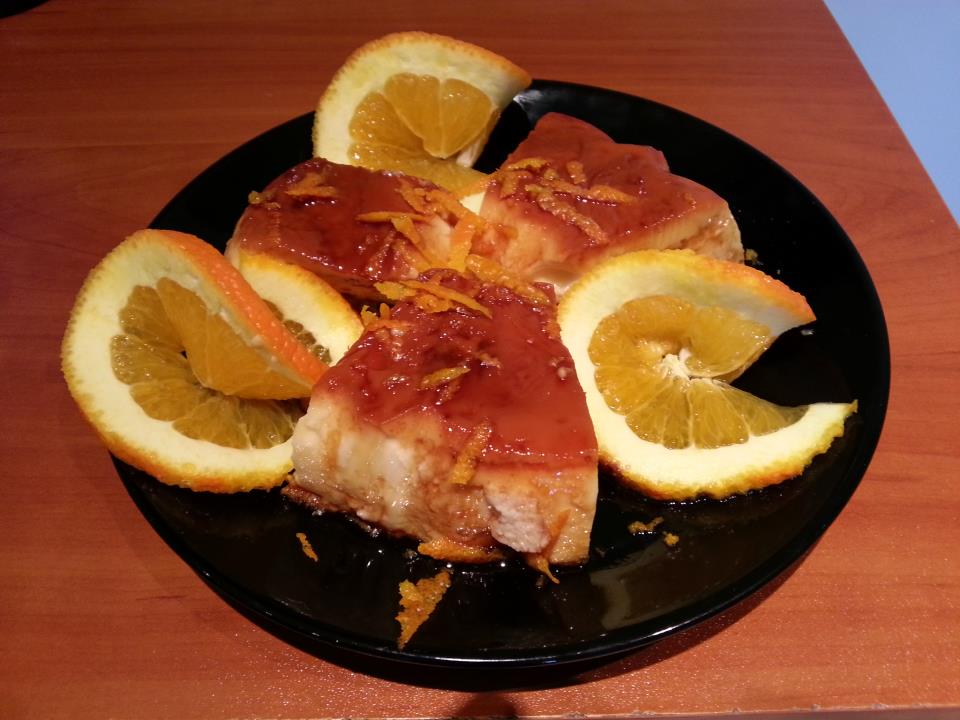 Крем карамел с кроасани