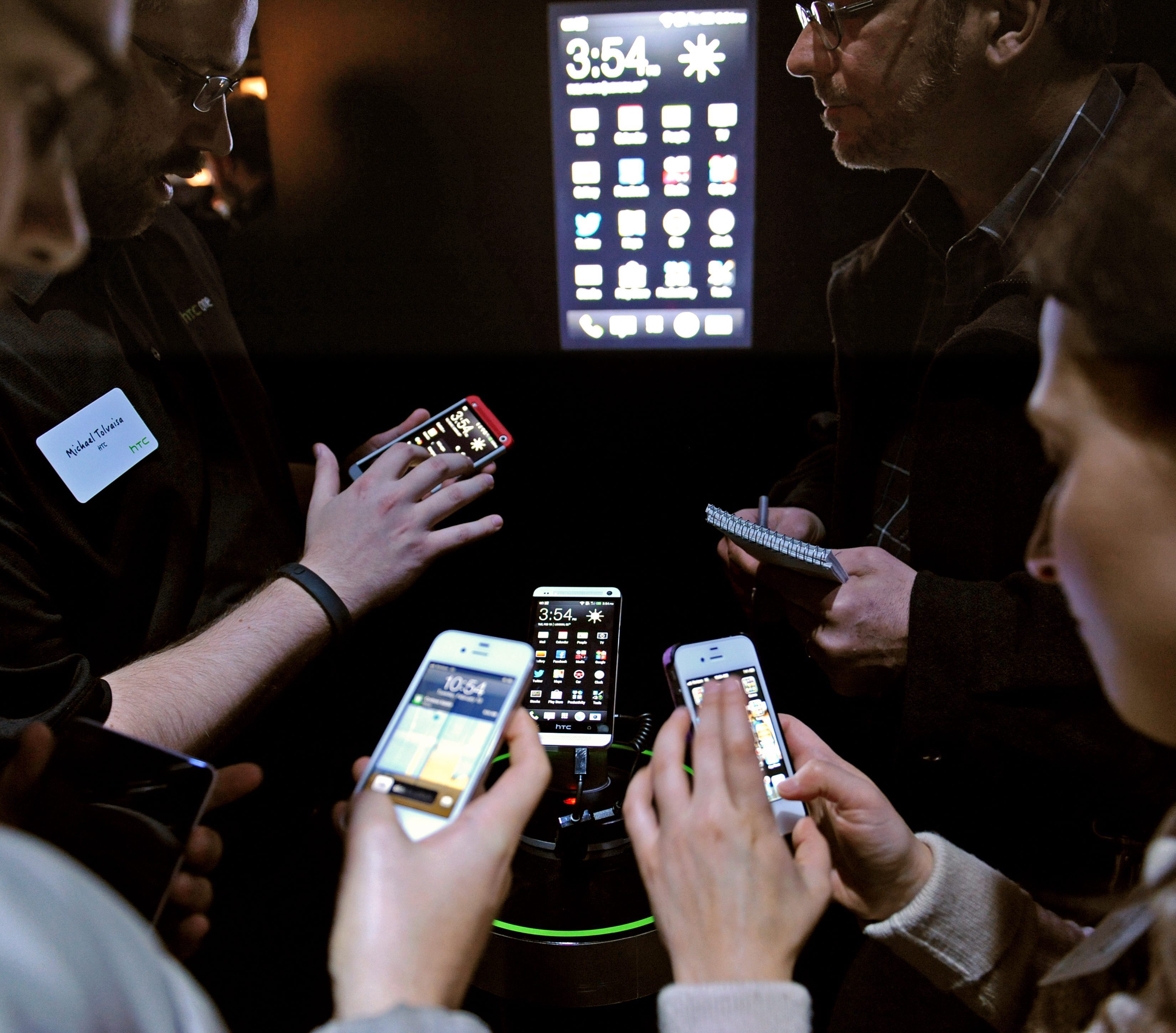 HTC представи новия си флагман - HTC One