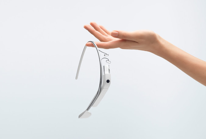 Очилата с добавена реалност Google Glass