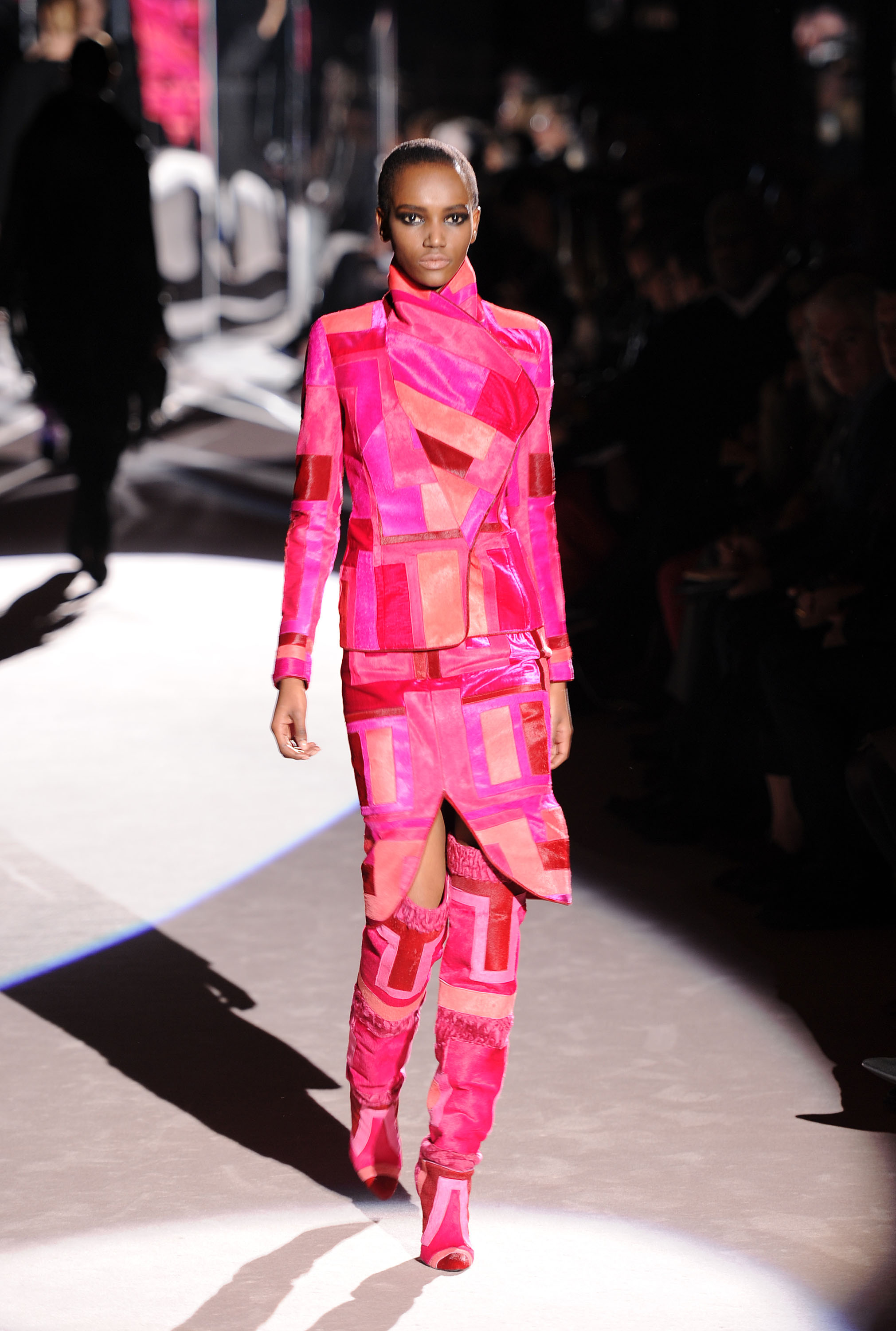 Драматизъм и страст в колекция на Том Форд