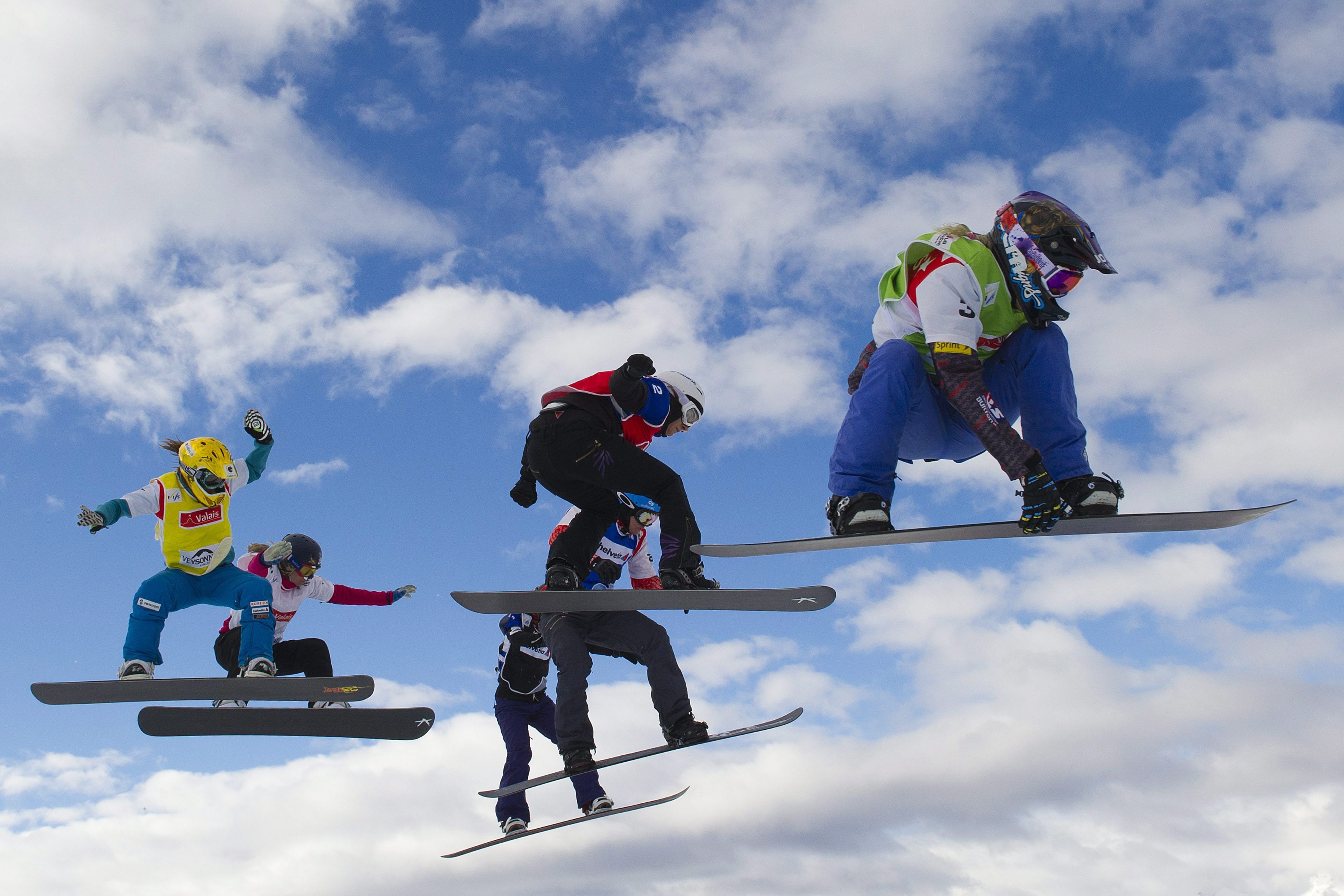 Бъдещите надежди на сноуборда в Европа пристигат в Пампорово