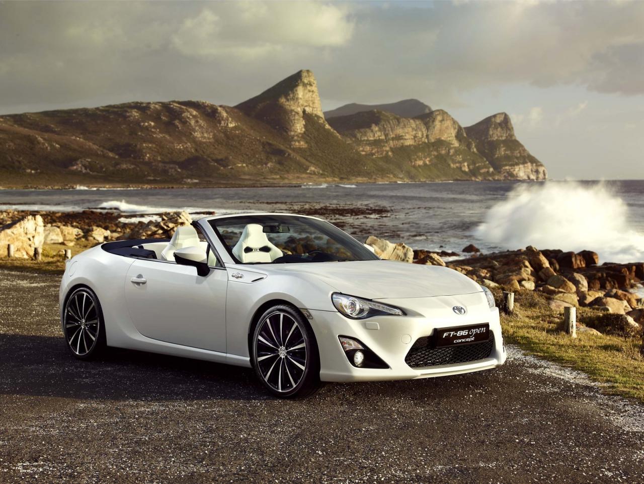 Toyota показа открита версия на спортиста GT86