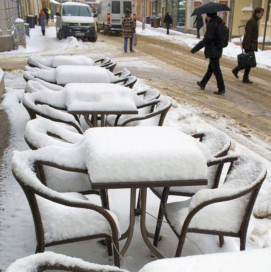Някои части на страната ще видят и сняг в следващите дни