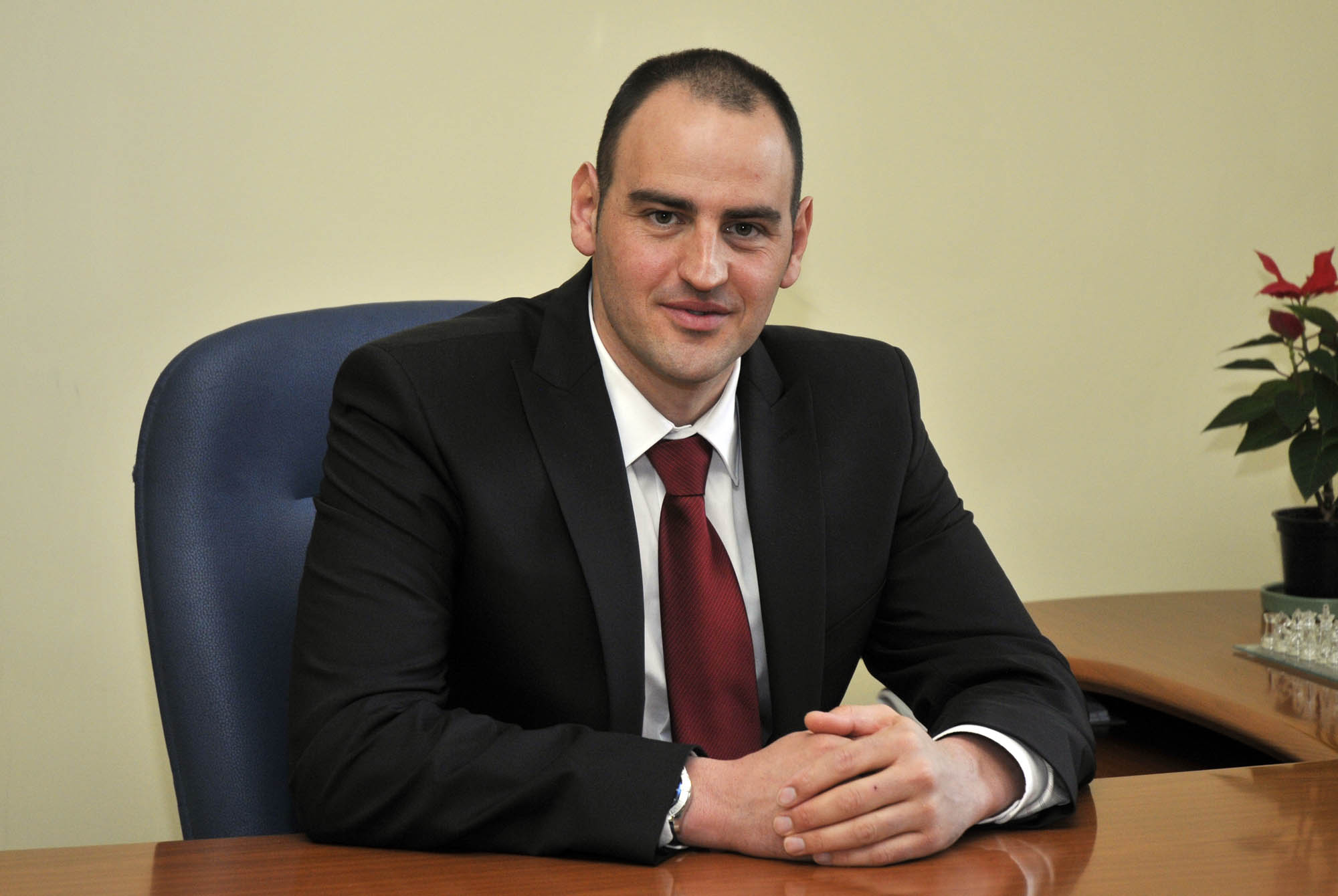 Петър Стойчев