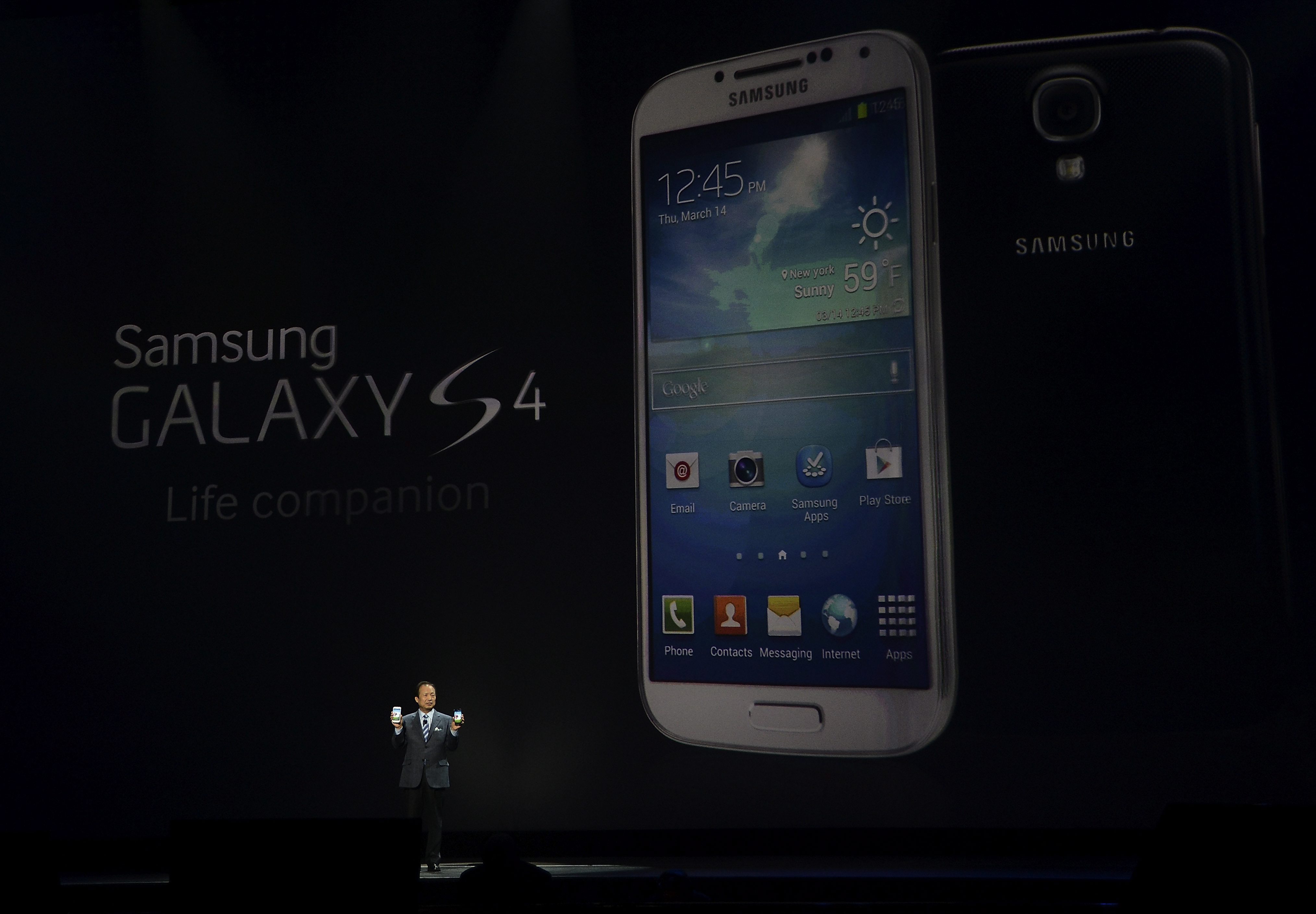 Samsung представи новия си флагман - Galaxy S4