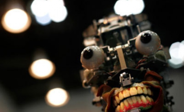 Учени предвиждат въстание на роботите