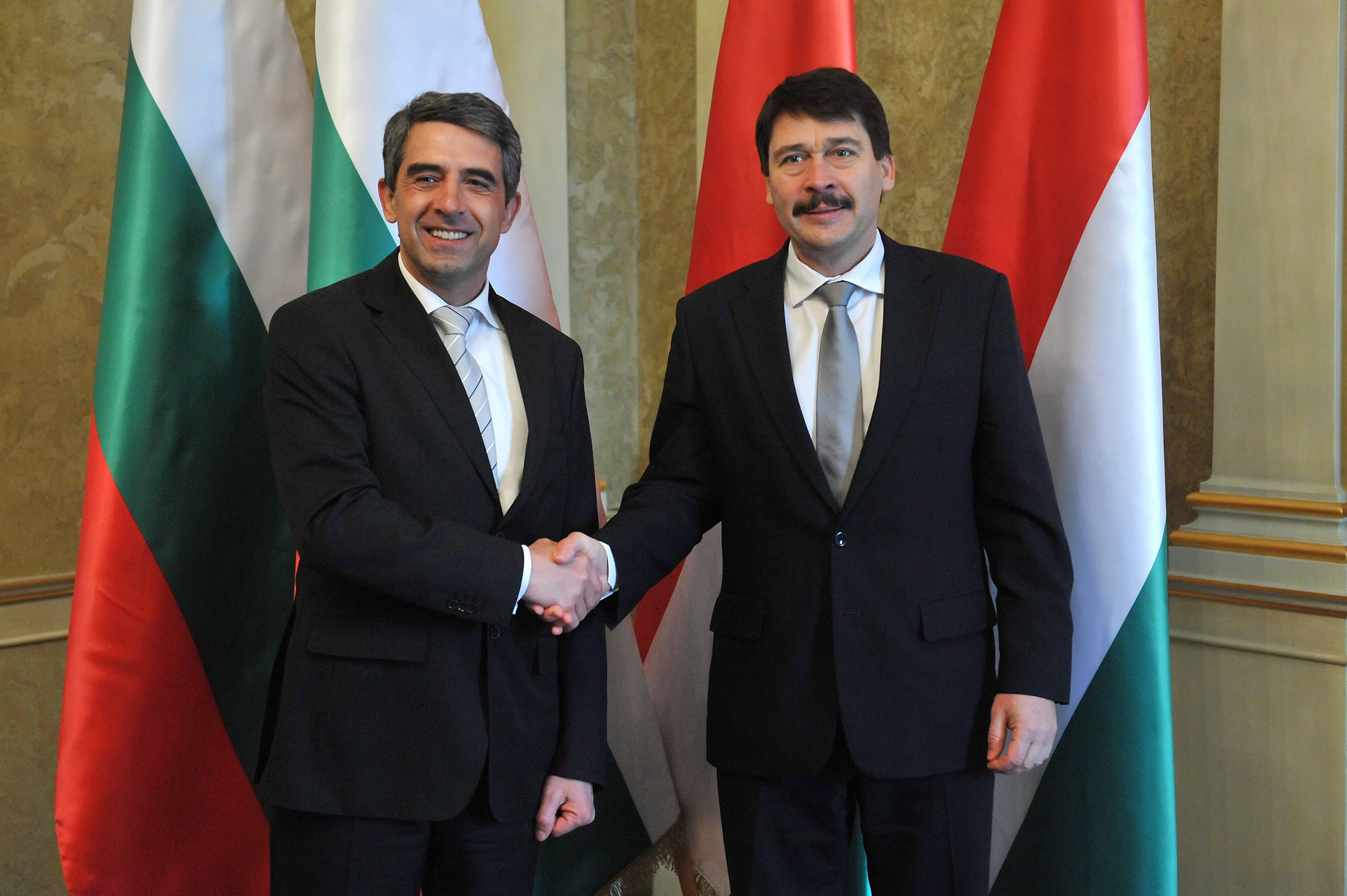 Плевнелиев се срещна с президента на Унгария Янош Адер