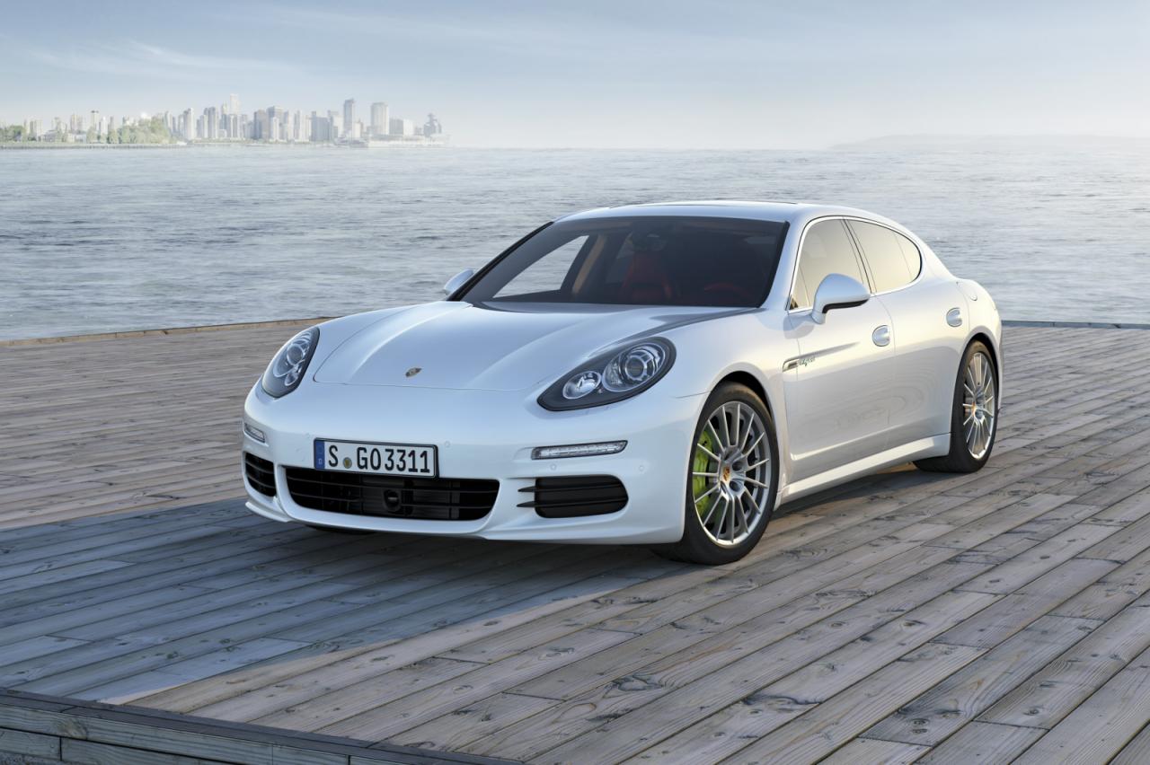 Новата Panamera харчи 3,1 л/100 км