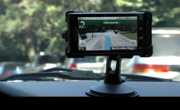 Google Навигация вече налична за Android и iOS в България