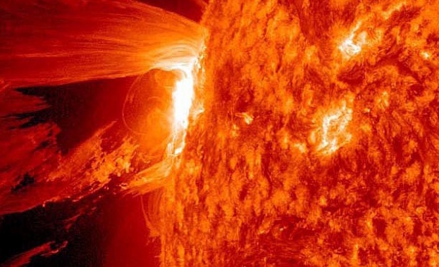 Откриха магнитно “сърце“ във вътрешността на Слънцето