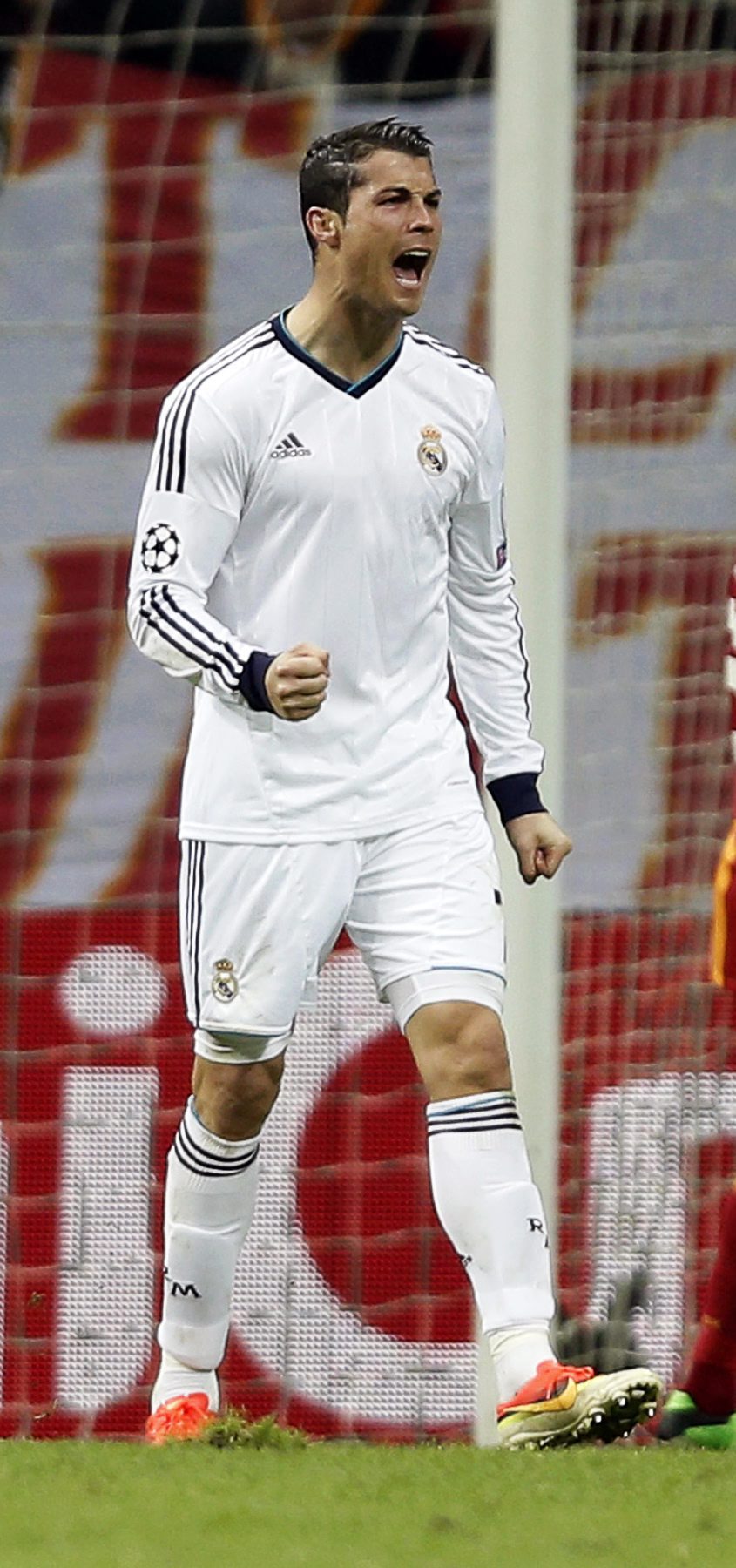 Роналдо ще завърши кариерата си в ”Реал Мадрид”