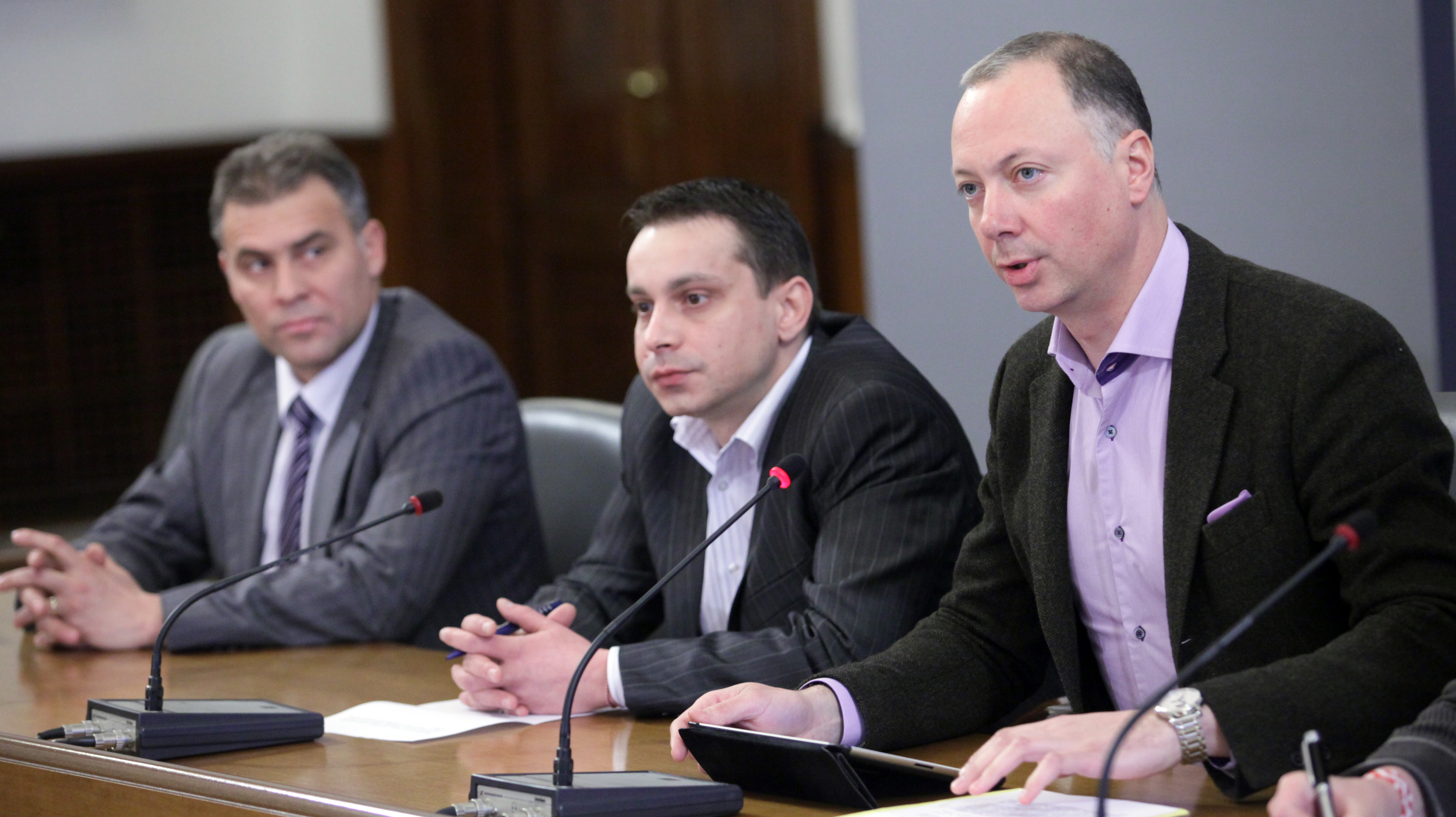 Бившият главен секретар на МС на съд за бюлетините в Костинброд