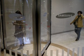 Samsung официално представи два нов смартфона