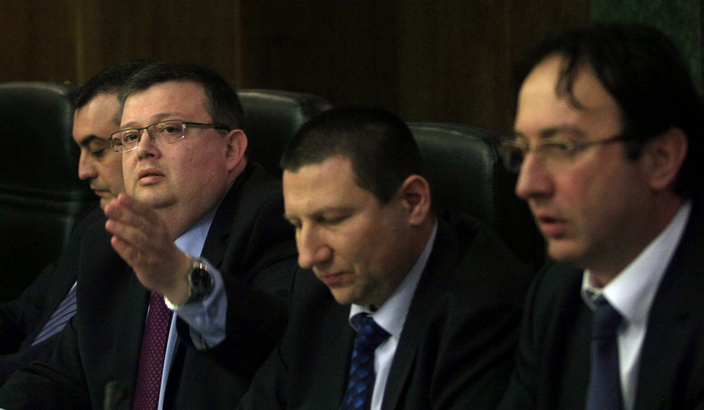 Цацаров даде пресконференция заедно с прокурорите Николай Кокинов, Борислав Сарафов и Роман Василев (отляво надясно)