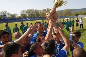 Левски спечели Купата на БФС при набор 1997