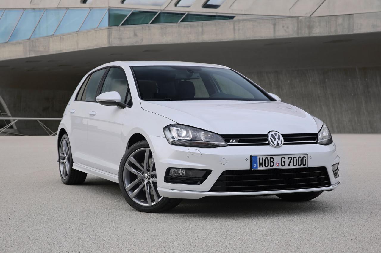 Volkswagen представи стайлинг пакети R-Line за Golf VII