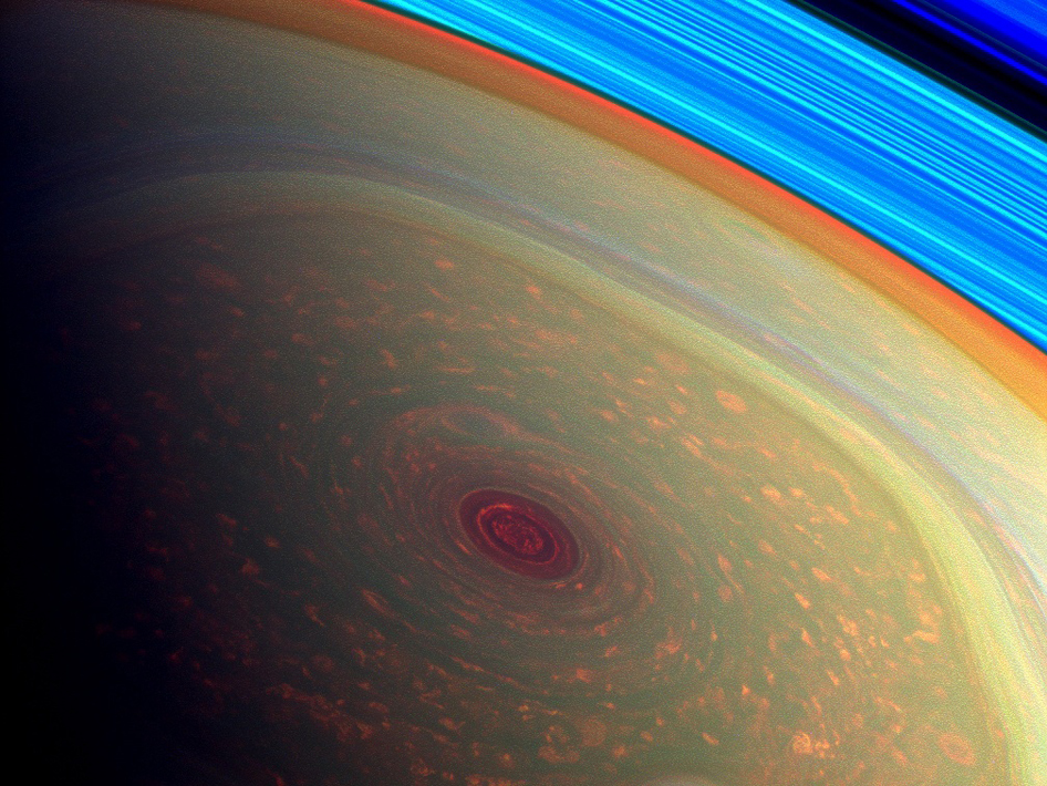 ”Касини” засне ”роза” на Сатурн (видео)