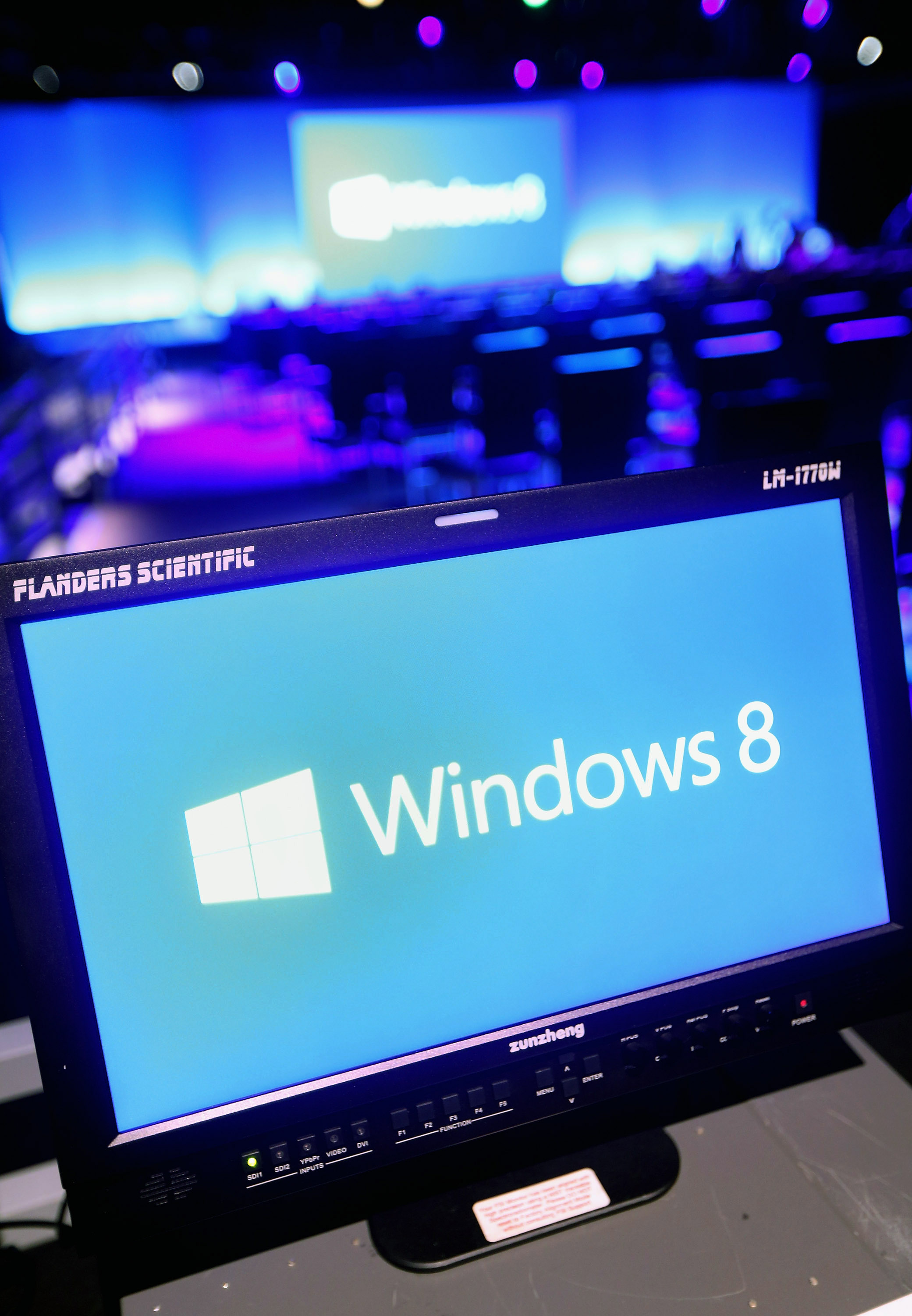 Китайското правителство не иска Windows 8