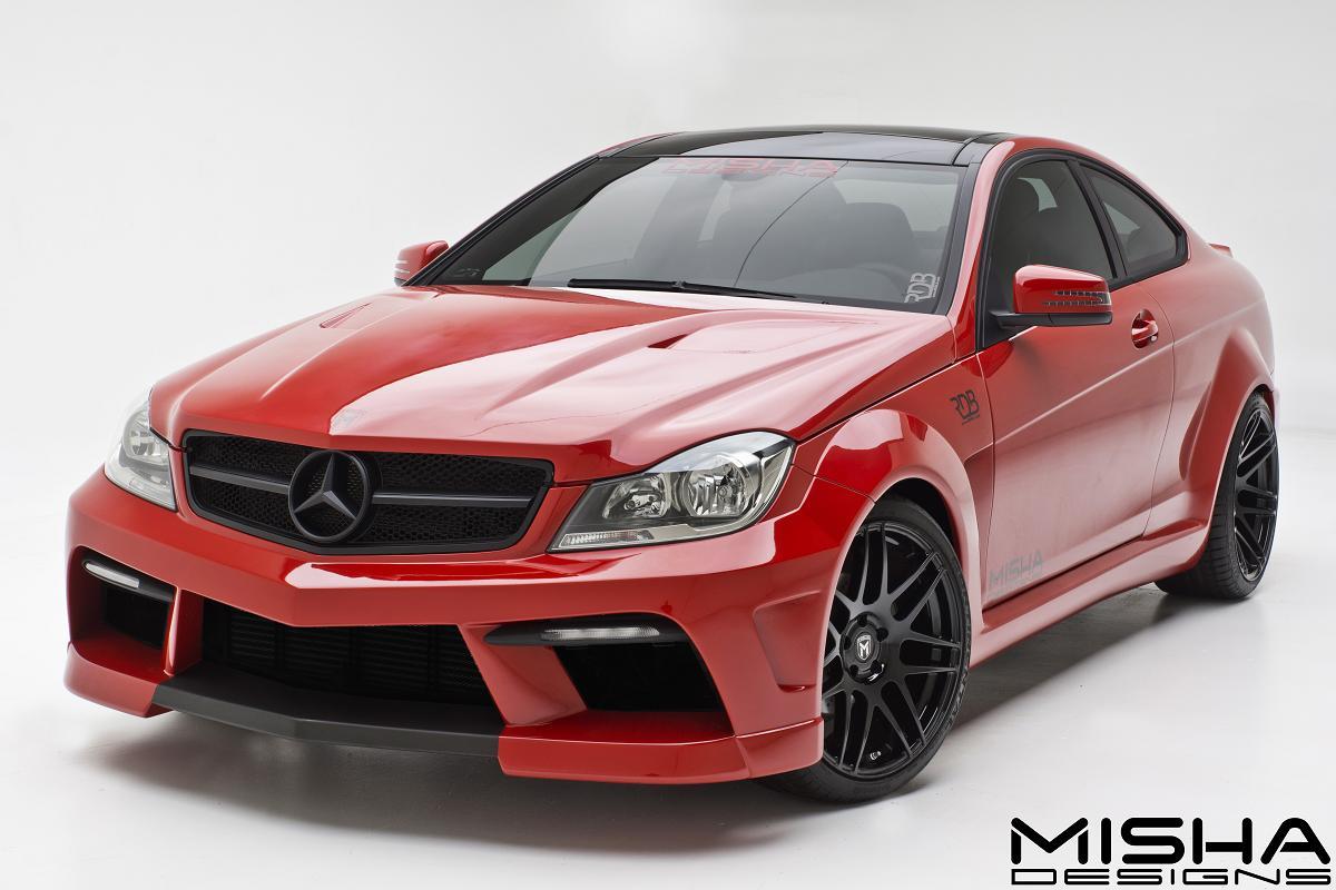 Misha Designs превръща обикновен C-Class в Black Series