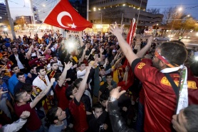 Турски запалянко бе убит след футболното дерби в Истанбул