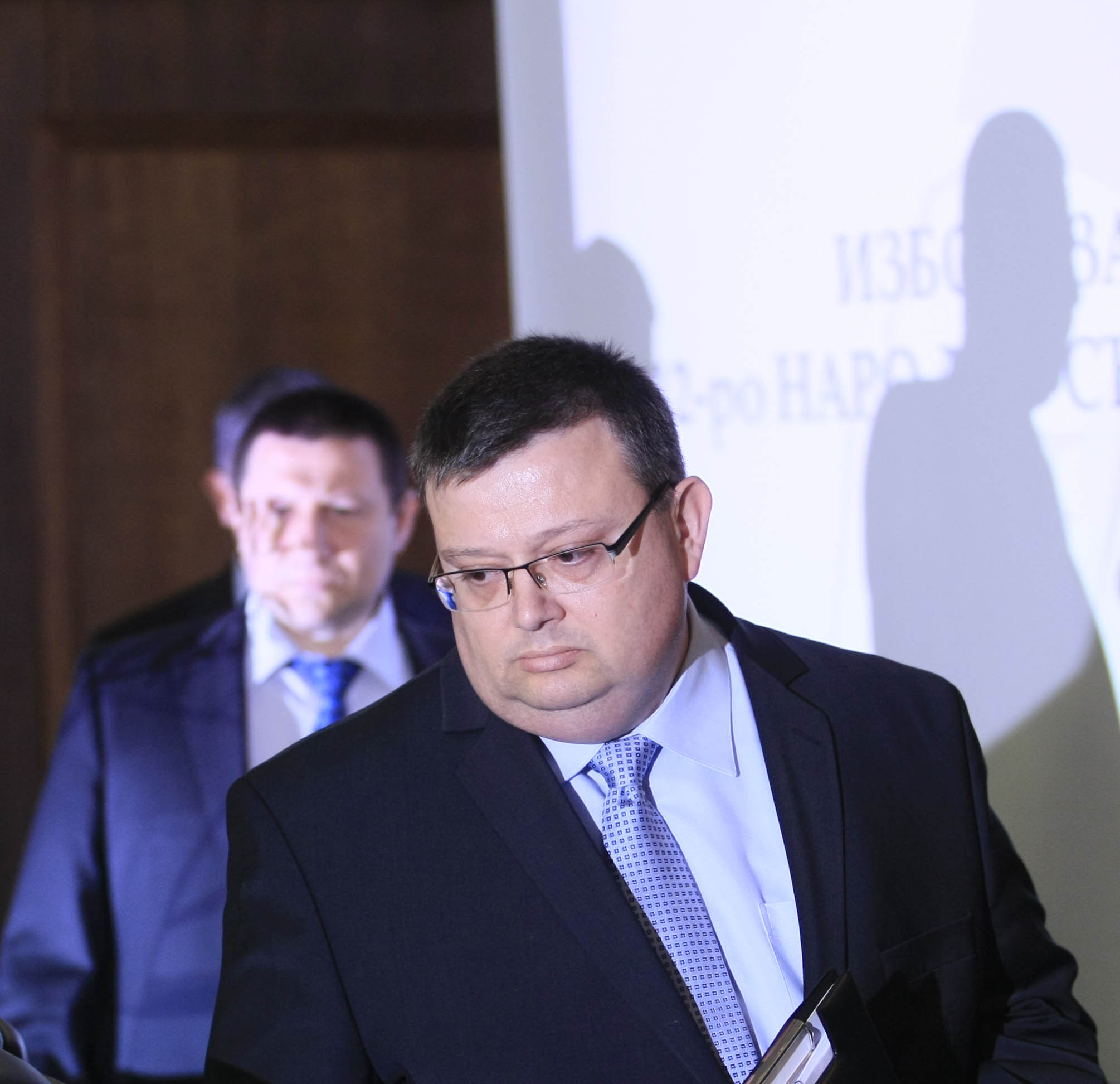 Сотир Цацаров бе категоричен, че прокуратурата не е свалила резултата на нито една партия