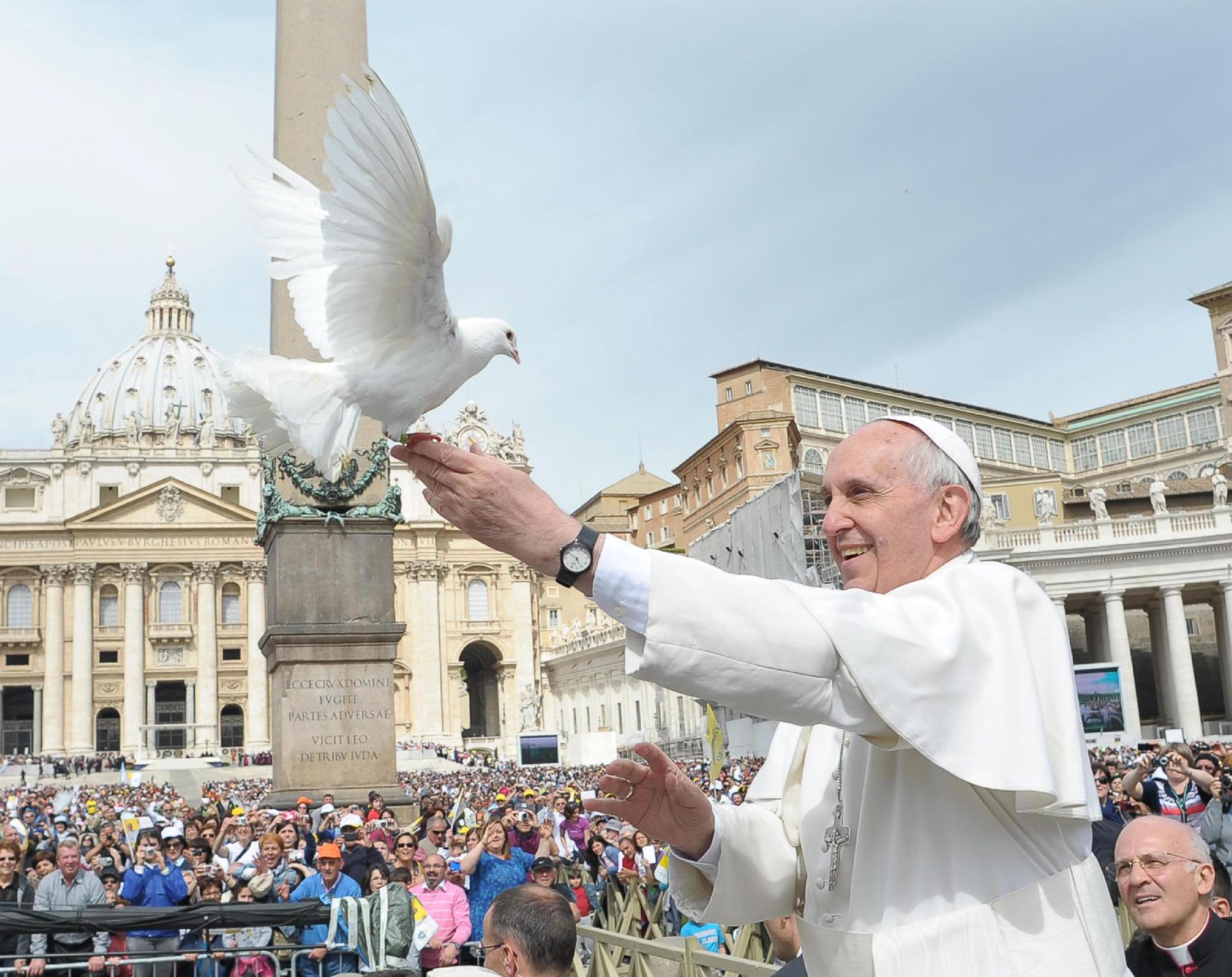 Папата: Интернет е ”дар Божий”