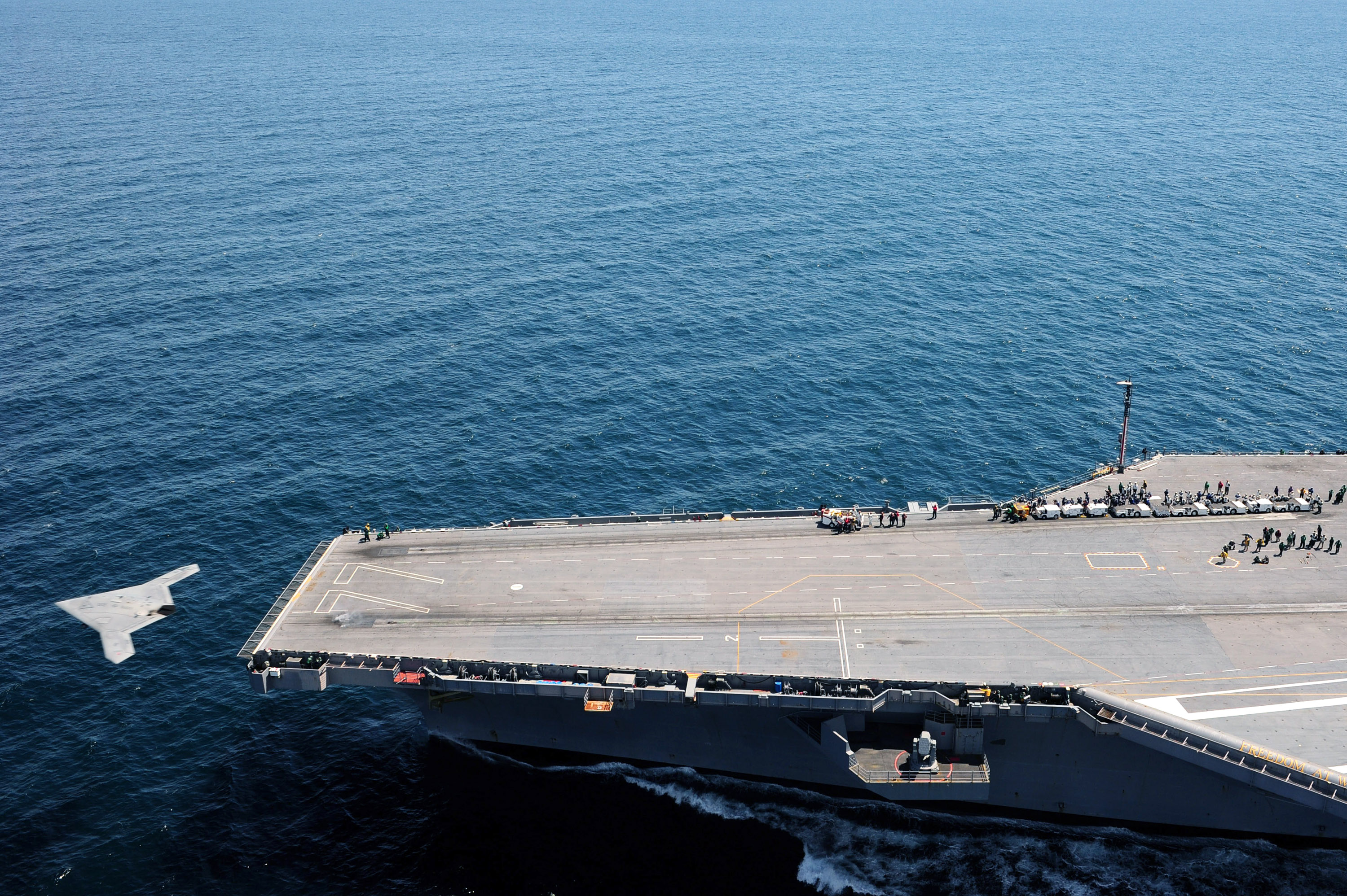 САЩ тестват безпилотен самолет Х-47В