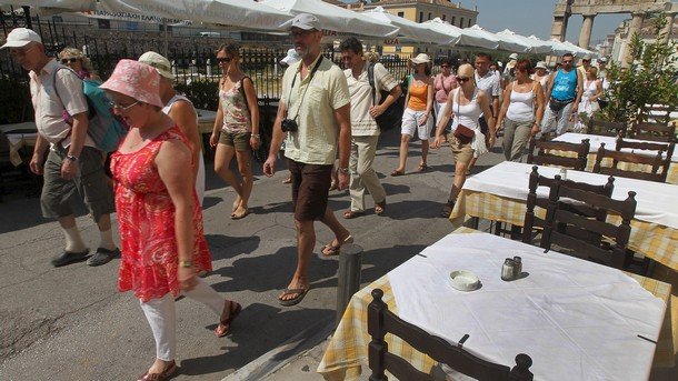 Гърция насърчава туризма с по-ниски цени