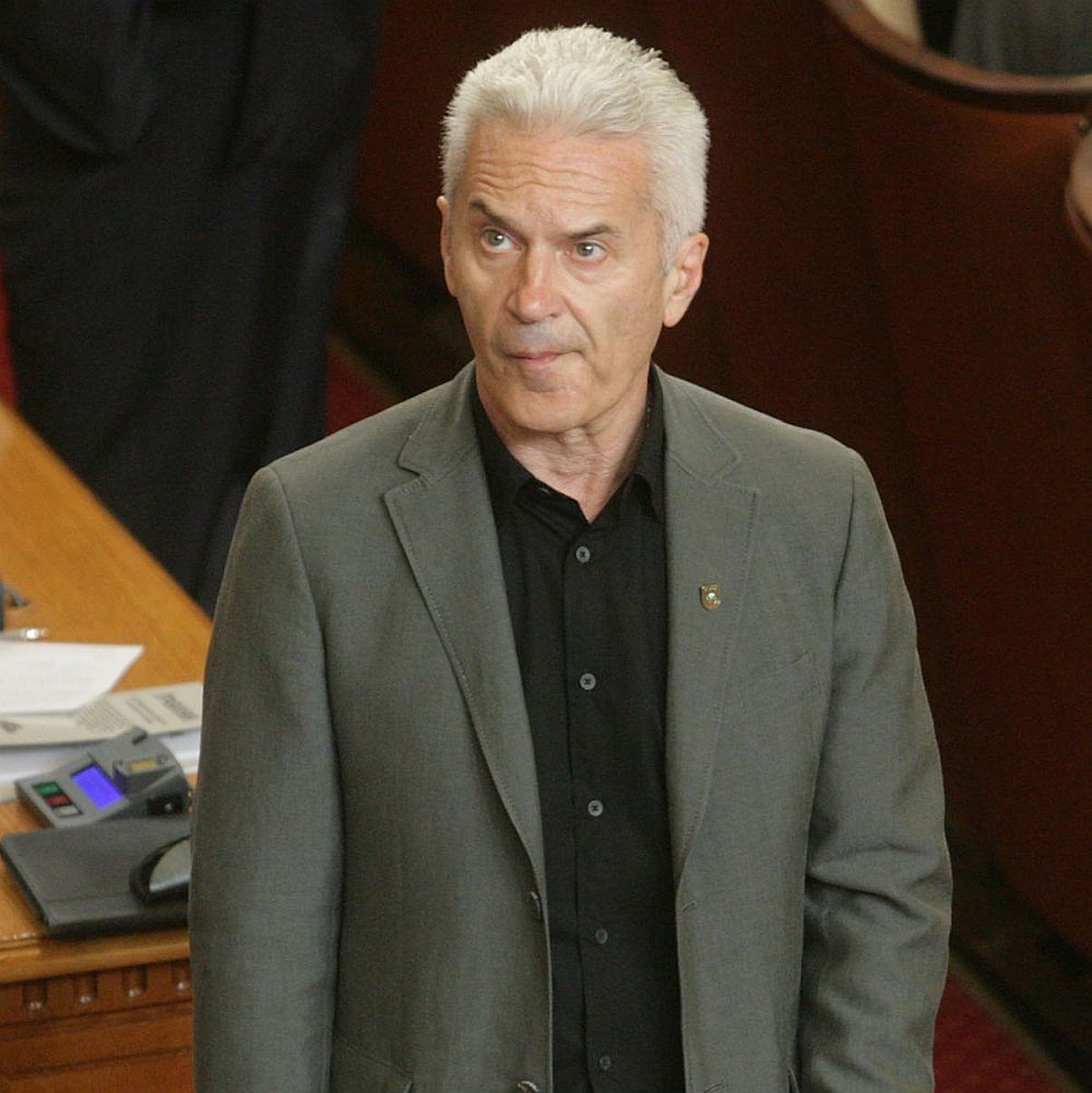 Сидеров: Депутатите на ”Атака” ще гласуват по съвест за ветото