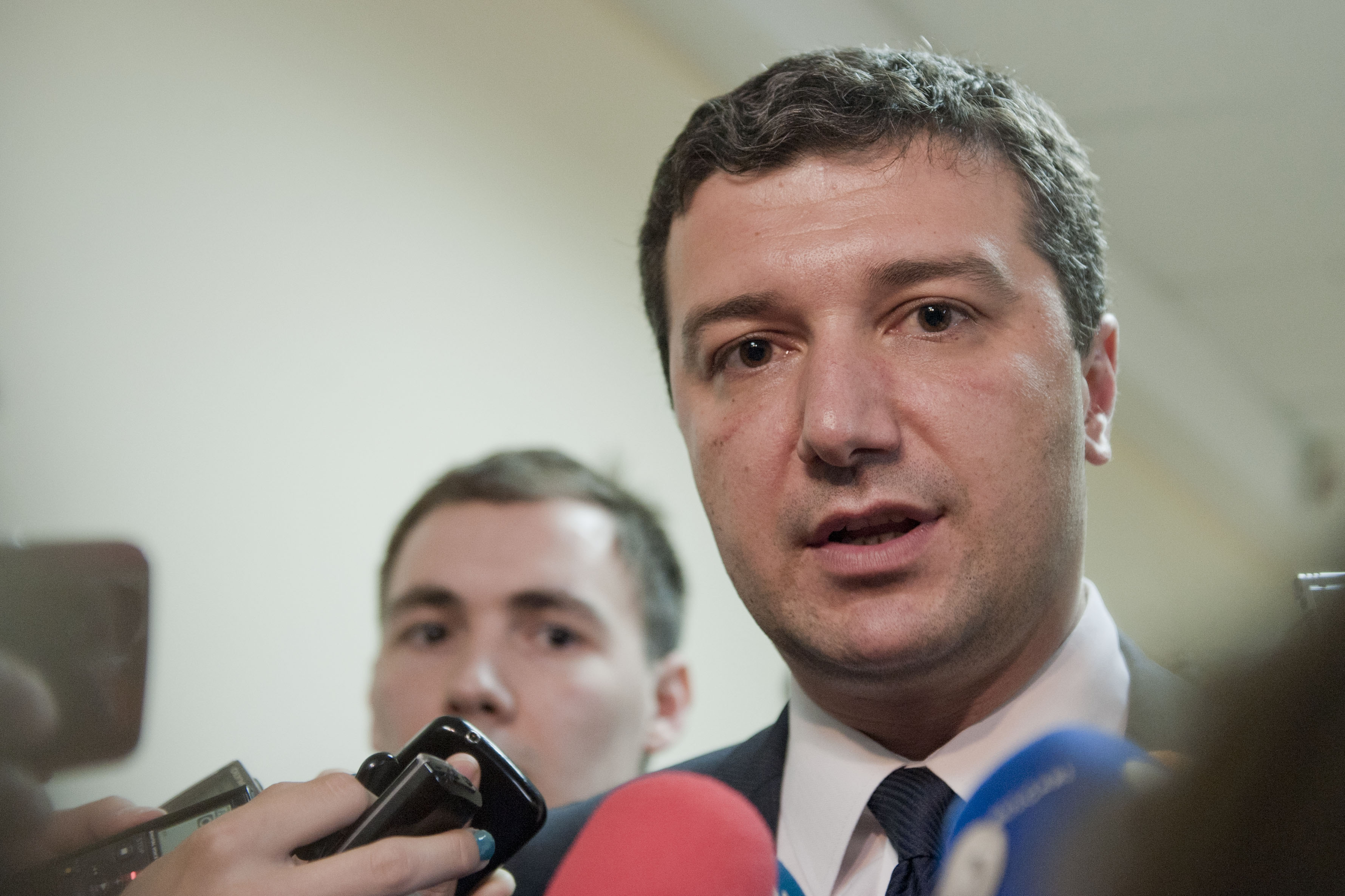 Драгомир Стойнев: Не е време за технологични паркове