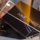 Гърбът на Asus Zenbook Infinity е покрит от Gorilla Glass 3