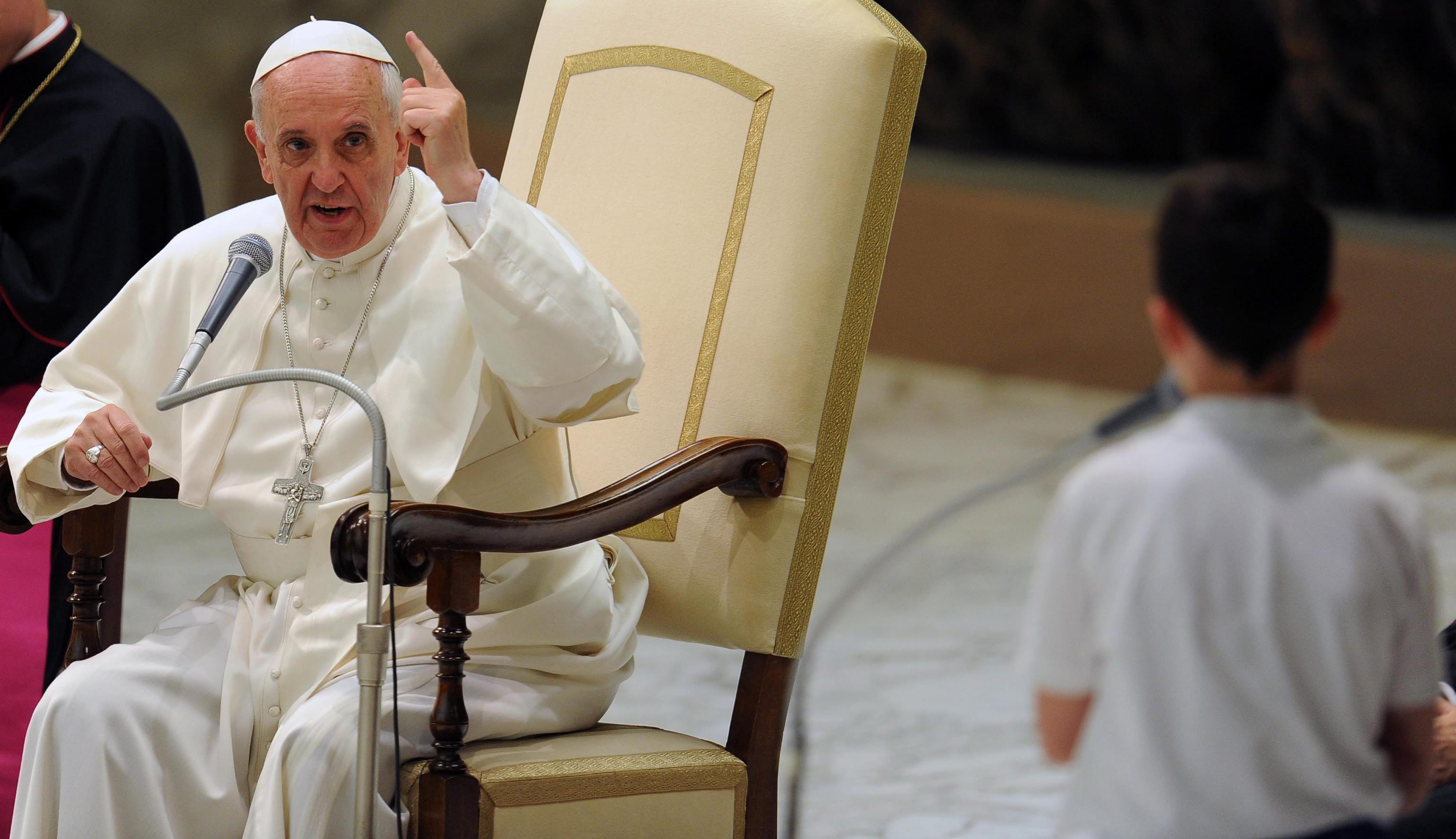Папа Франциск още преди 2 г. се закани да изкорени сексуалните посегателства срещу деца от свещеници