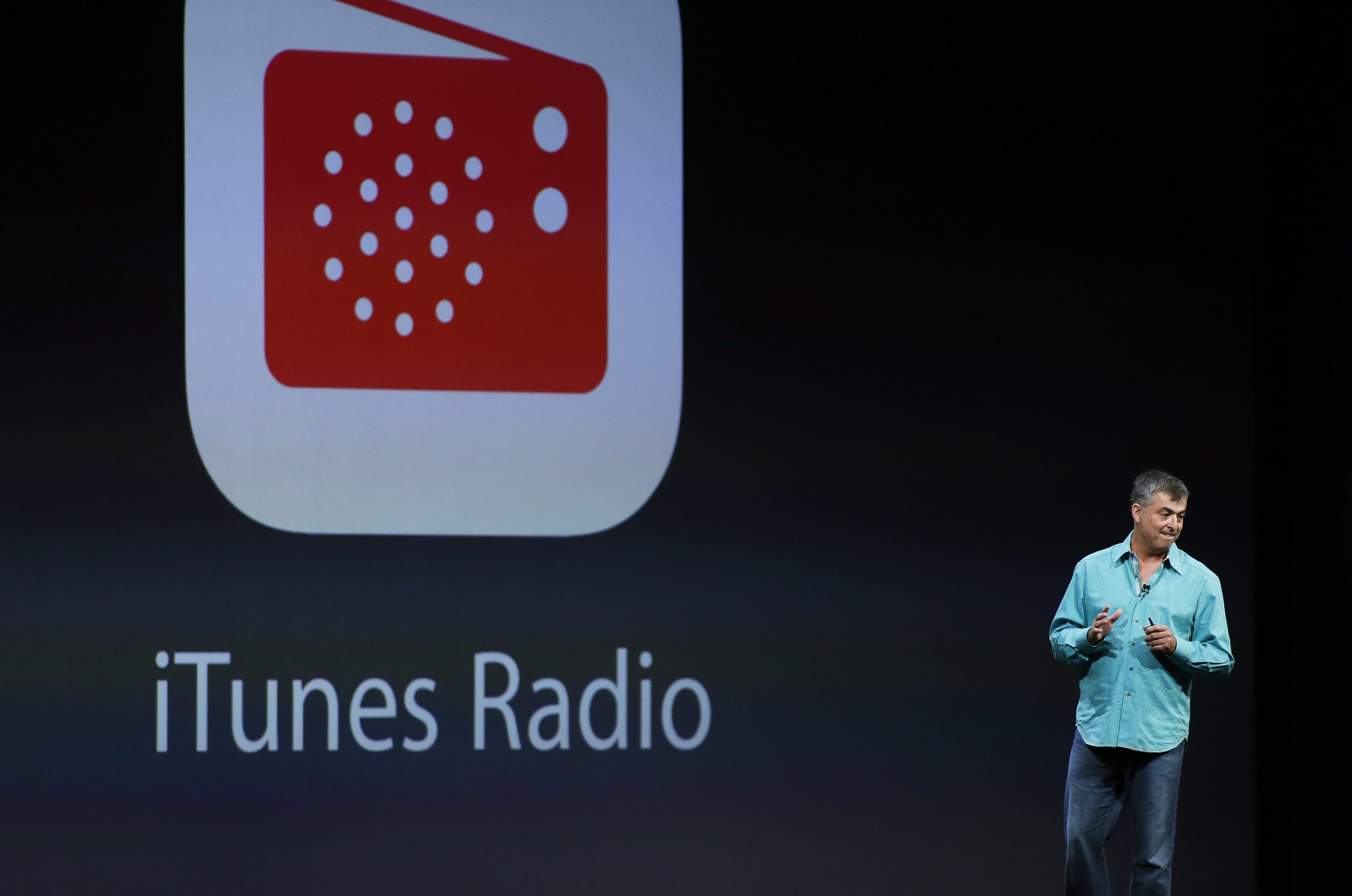 iTunes Radio е добавено в iOS 7
