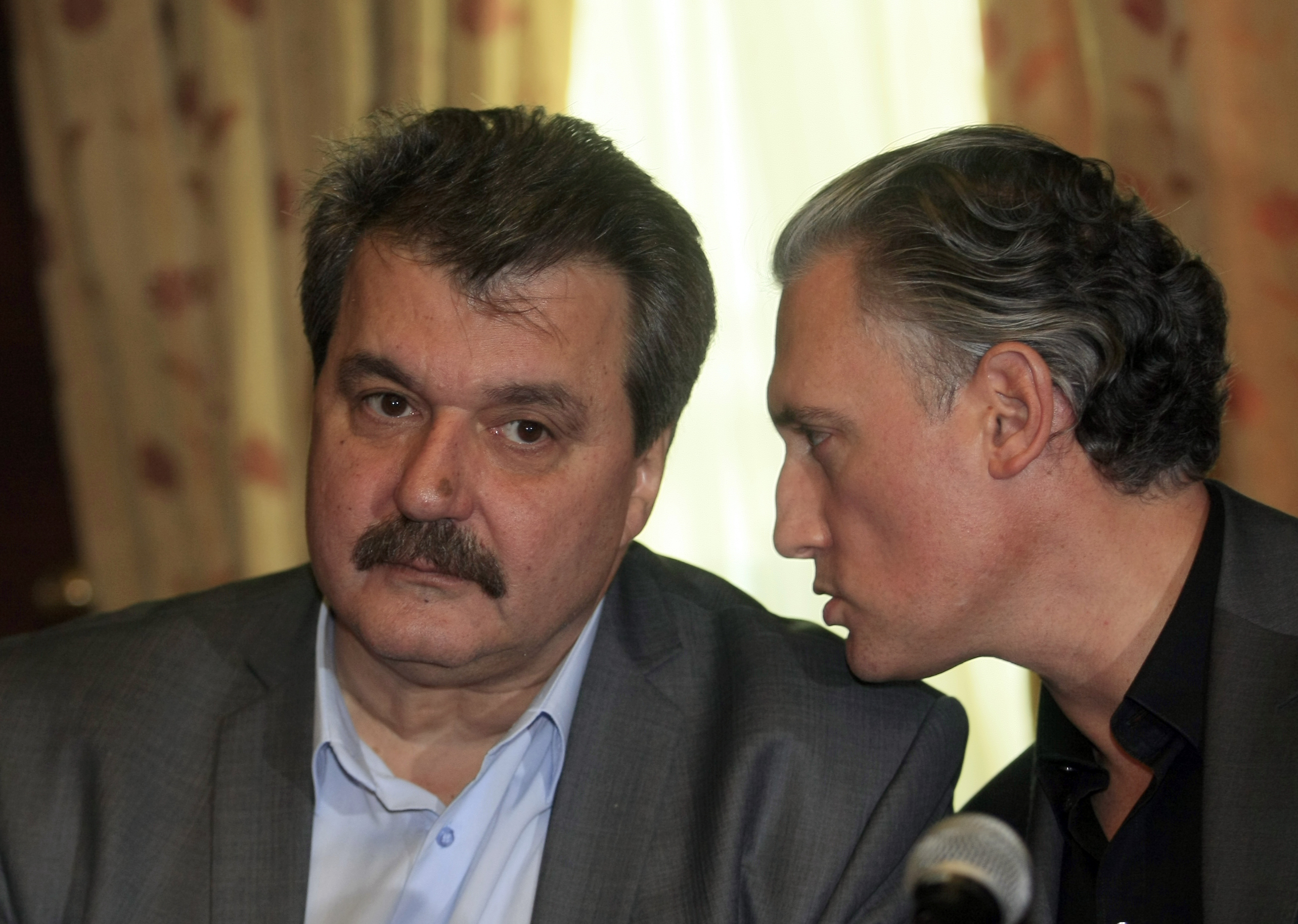 Тодор Батков и Кирил Домусчиев