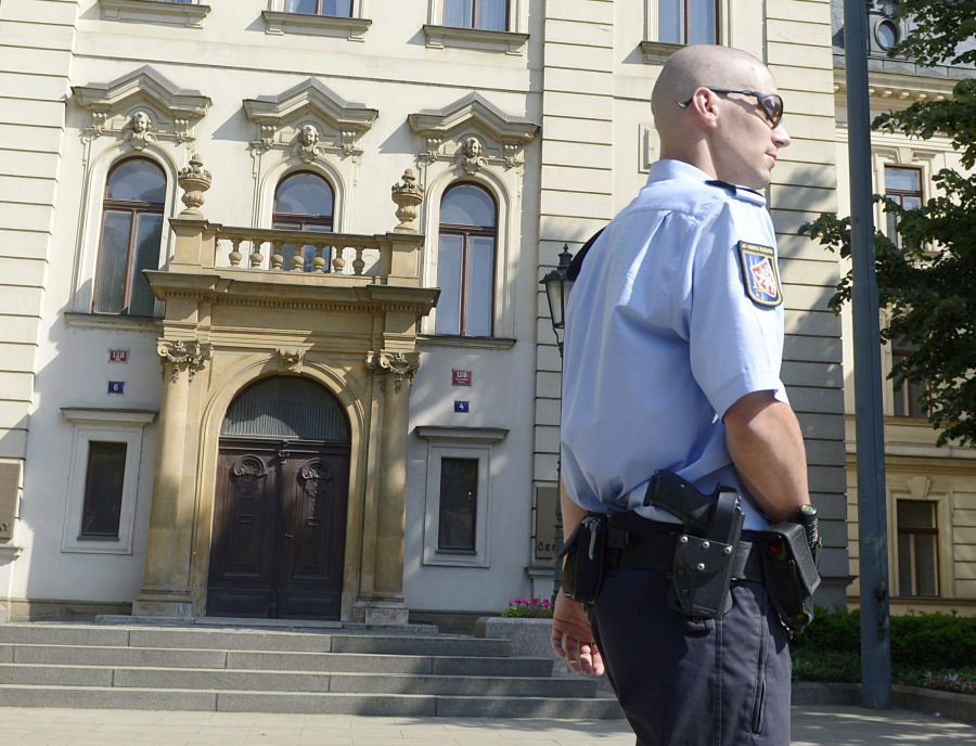 7 обвинени в Чехия след спецакцията по върховете на властта