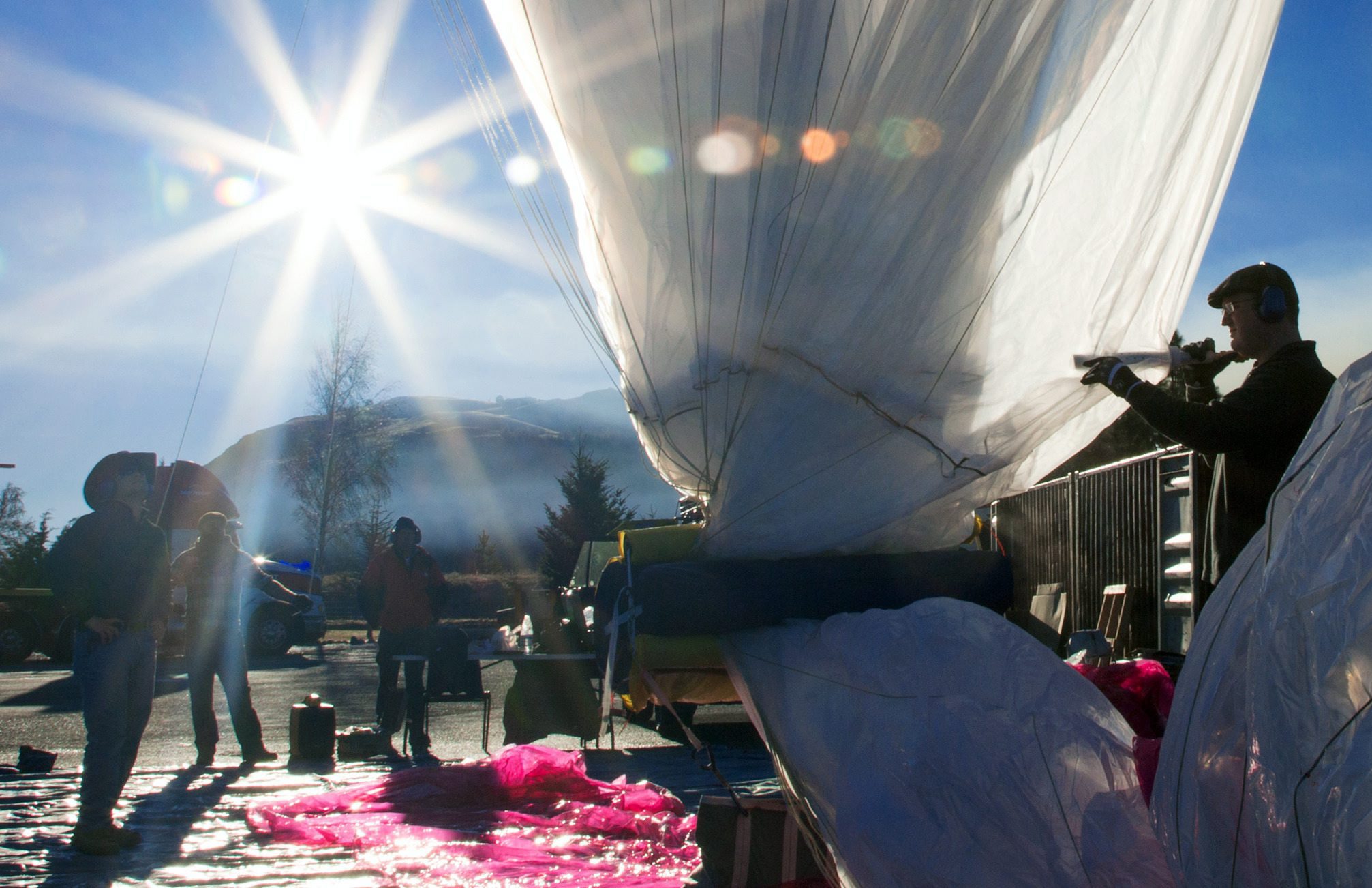 Project Loon на Google - мрежа за разпространяване на интернет, базирана на балони