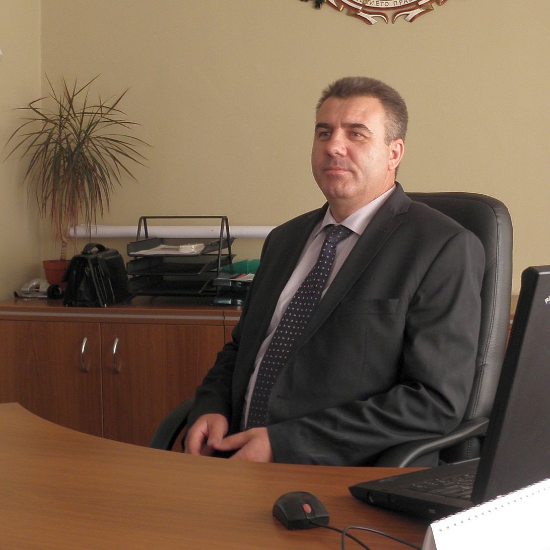 Муса Палев е бивш областен управител на Благоевград