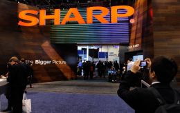 Sharp пуска в Европа 90-инчов LED телевизор