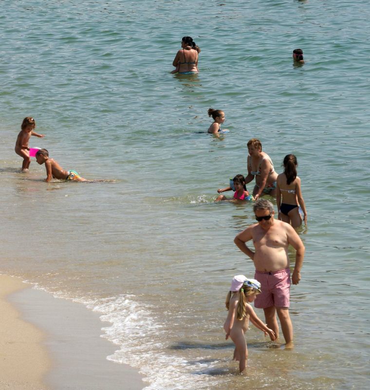 Експерт отчете 1 100 000 посещения от чужбина през юни