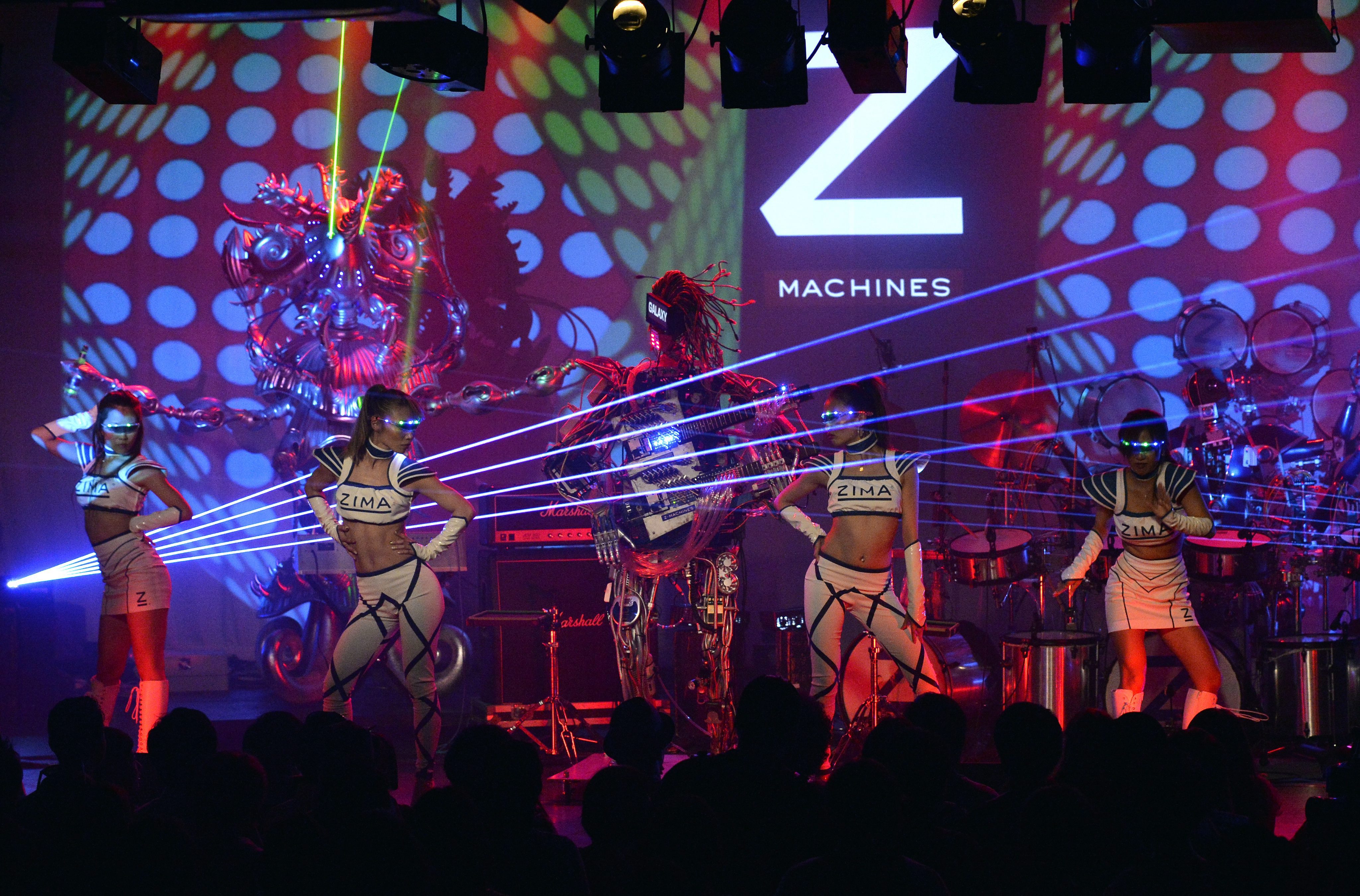 ”Z-Machines” - японска рок банда от роботи