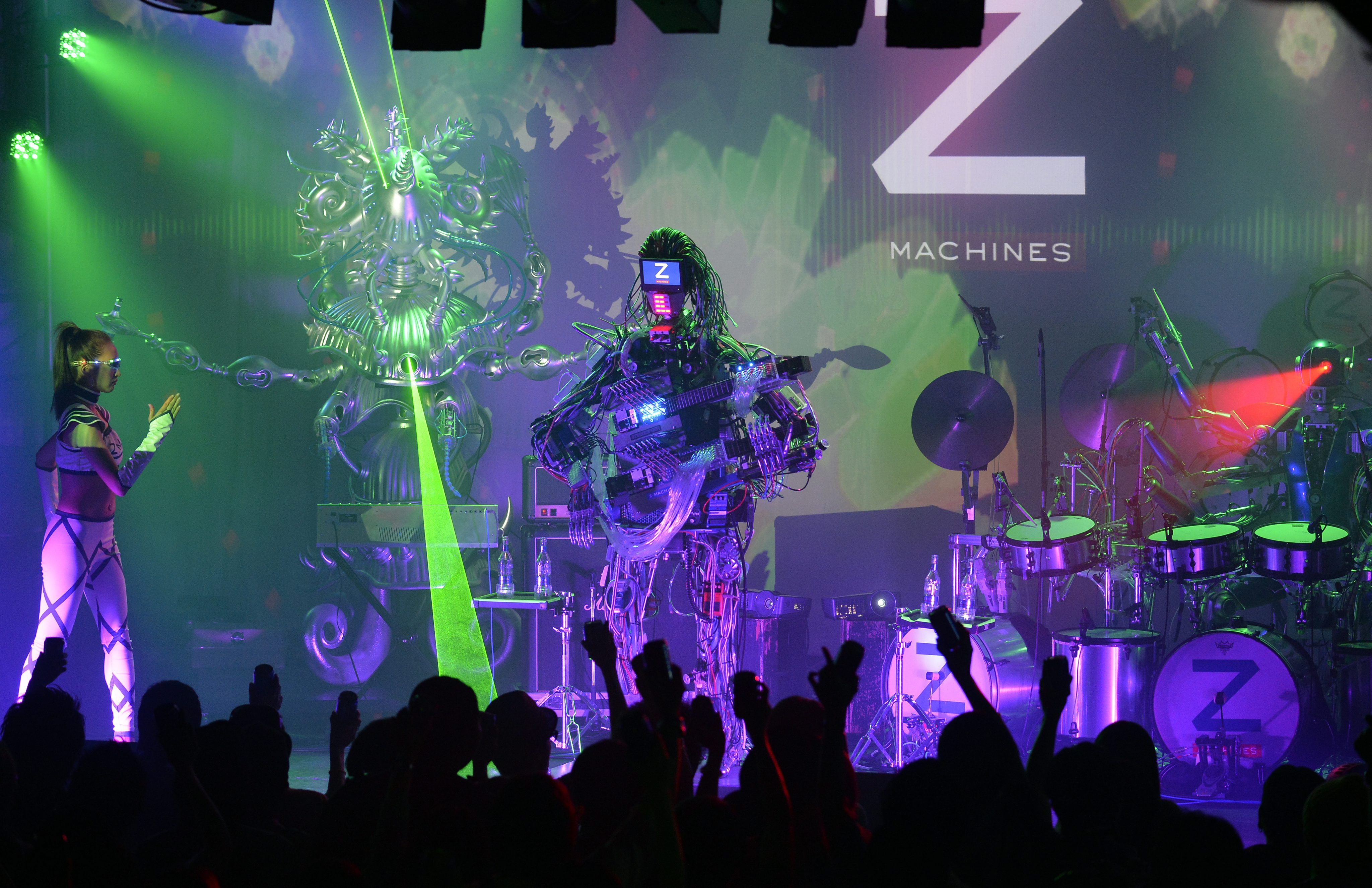 ”Z-Machines” - японска рок банда от роботи