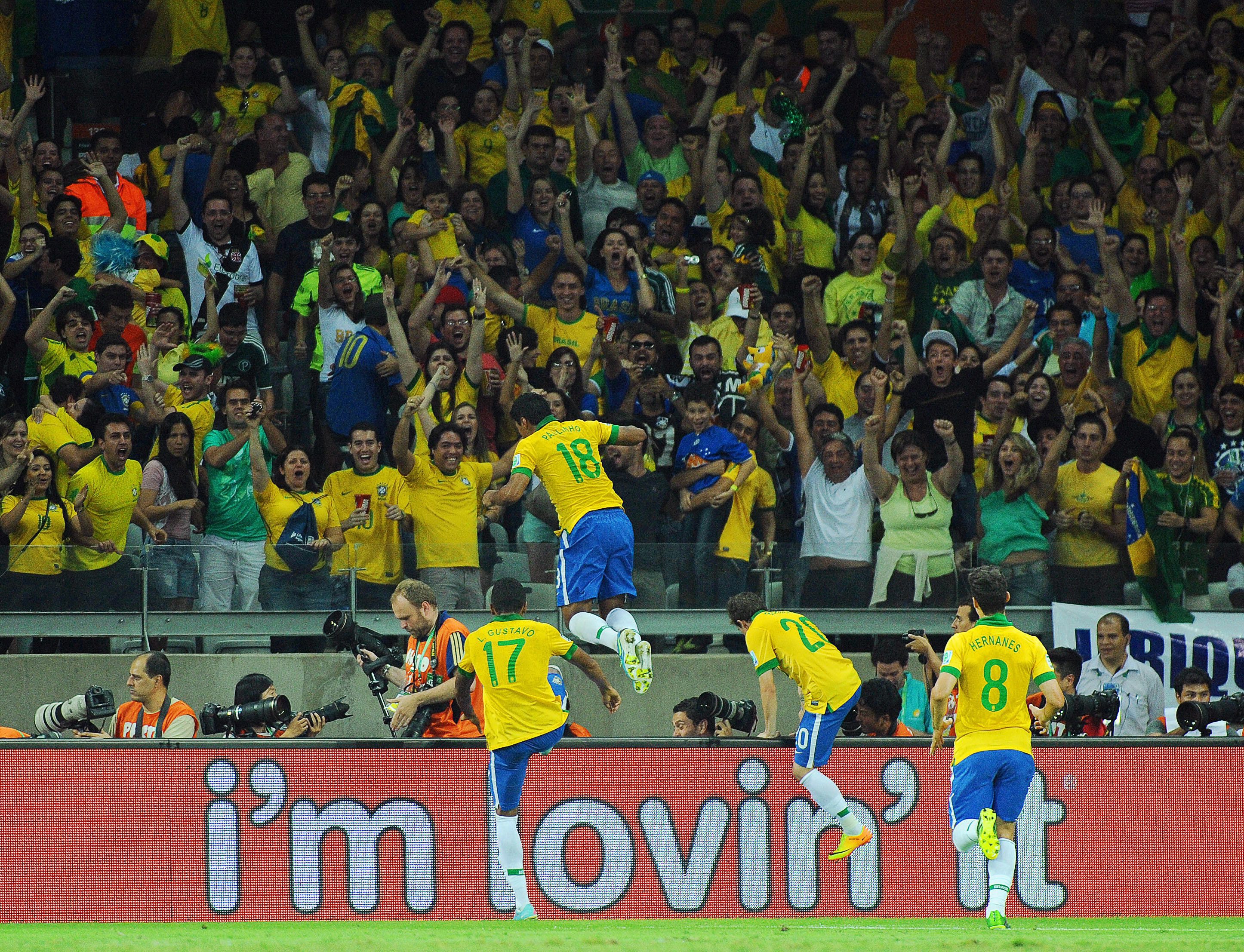 Бразилия е на финал след 2:1 над Уругвай (видео)